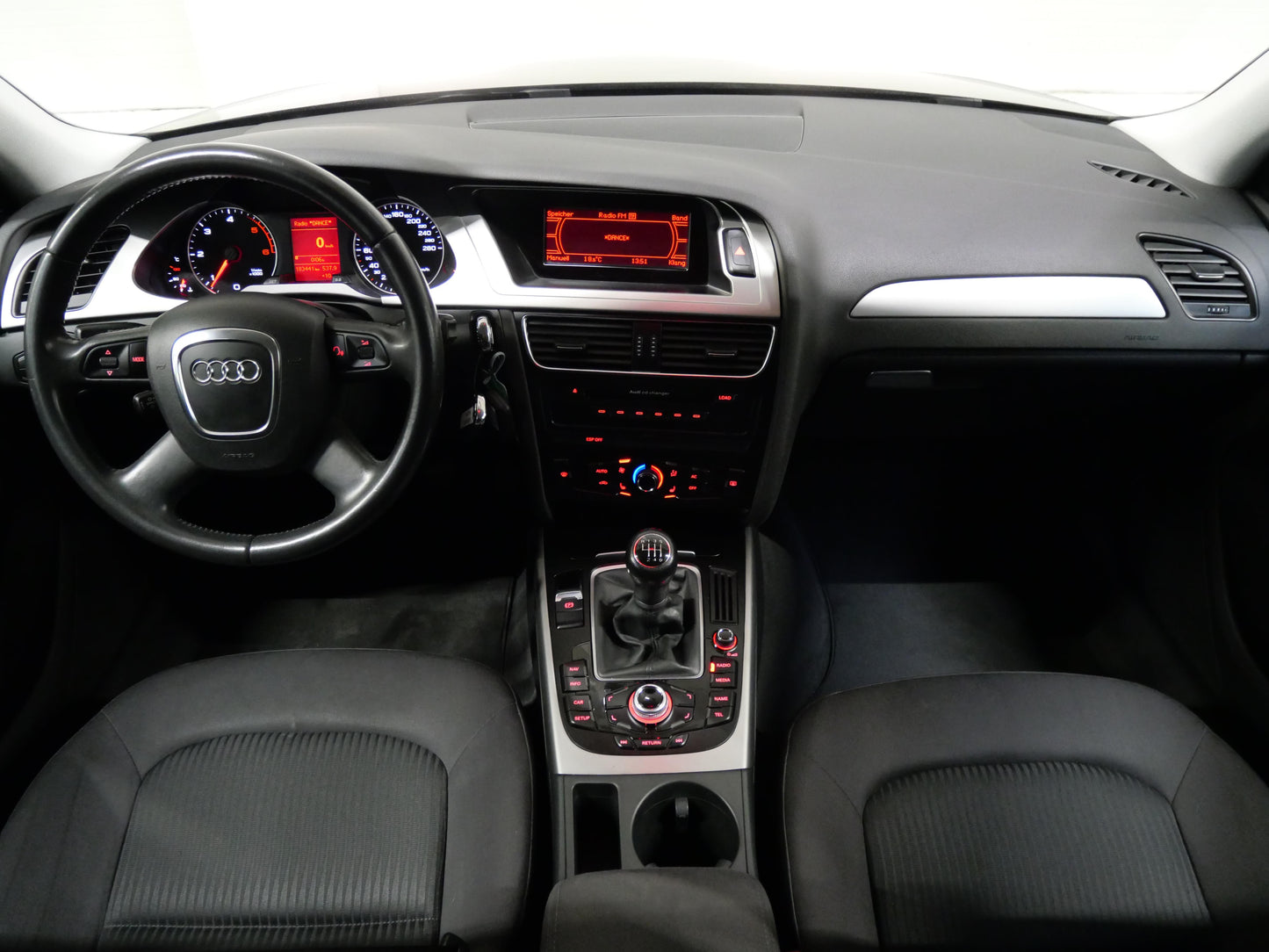 Audi A4 2.0 TDI 105 kW Attraction