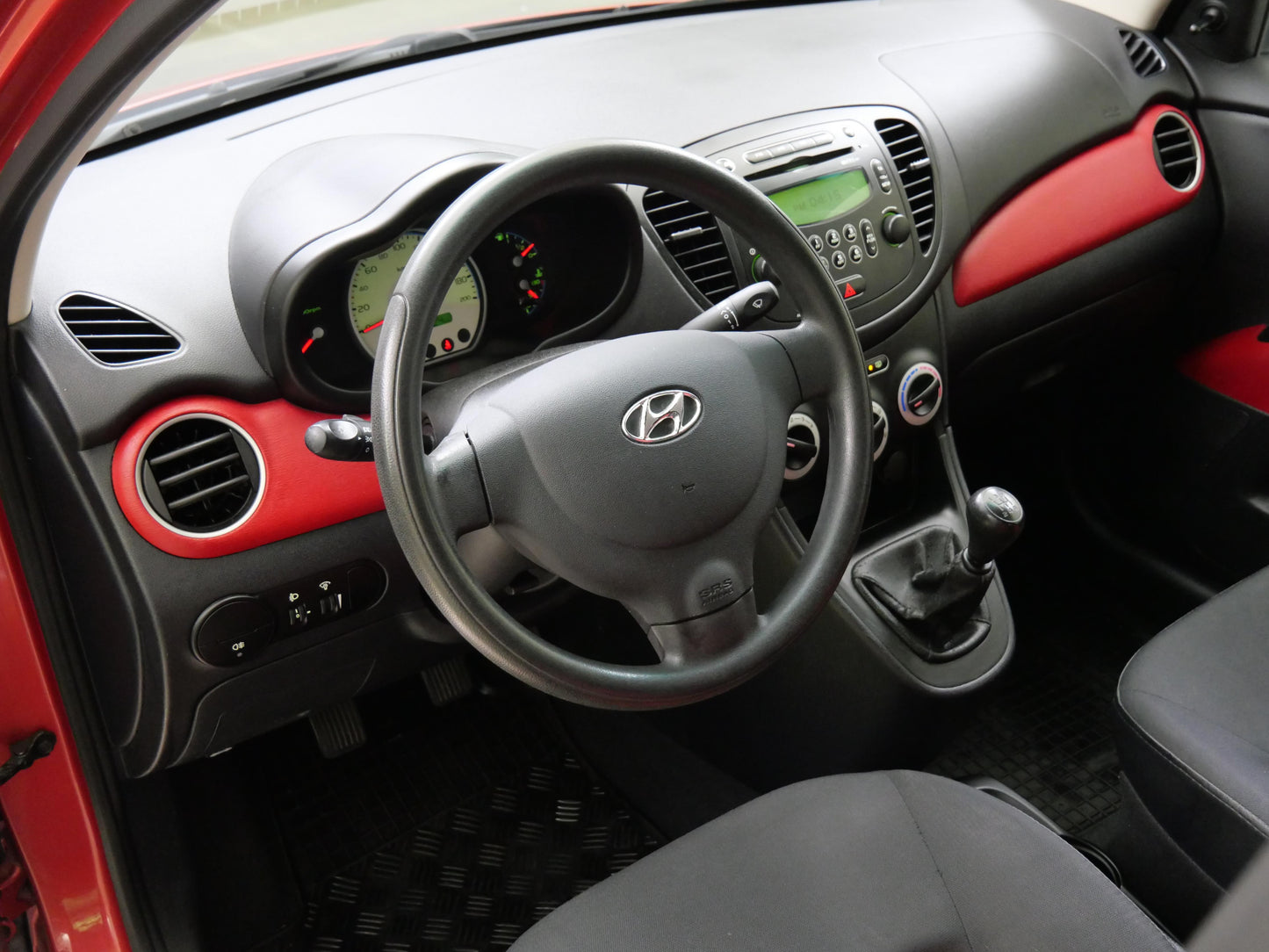 Hyundai i10 1.1i 48 kW
