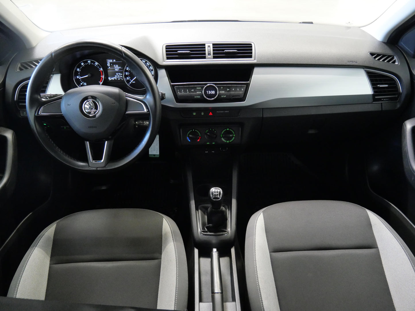 Škoda Fabia 1.0 MPI 44 kW Ambition Plus