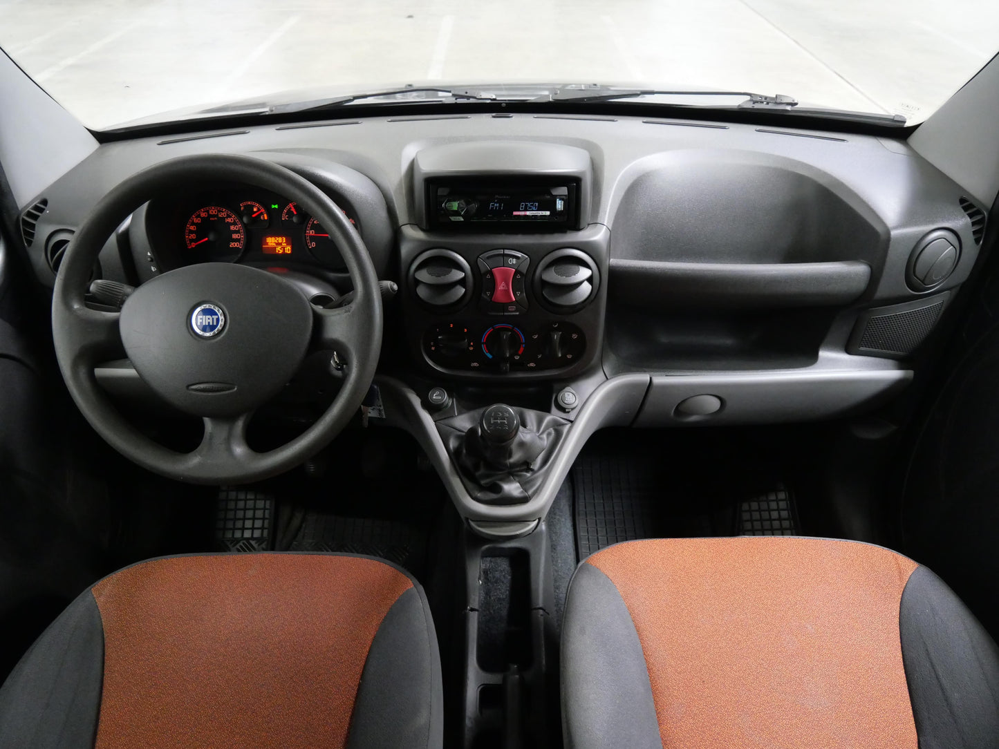 Fiat Dobló cargo 1.4i 57 kW Base