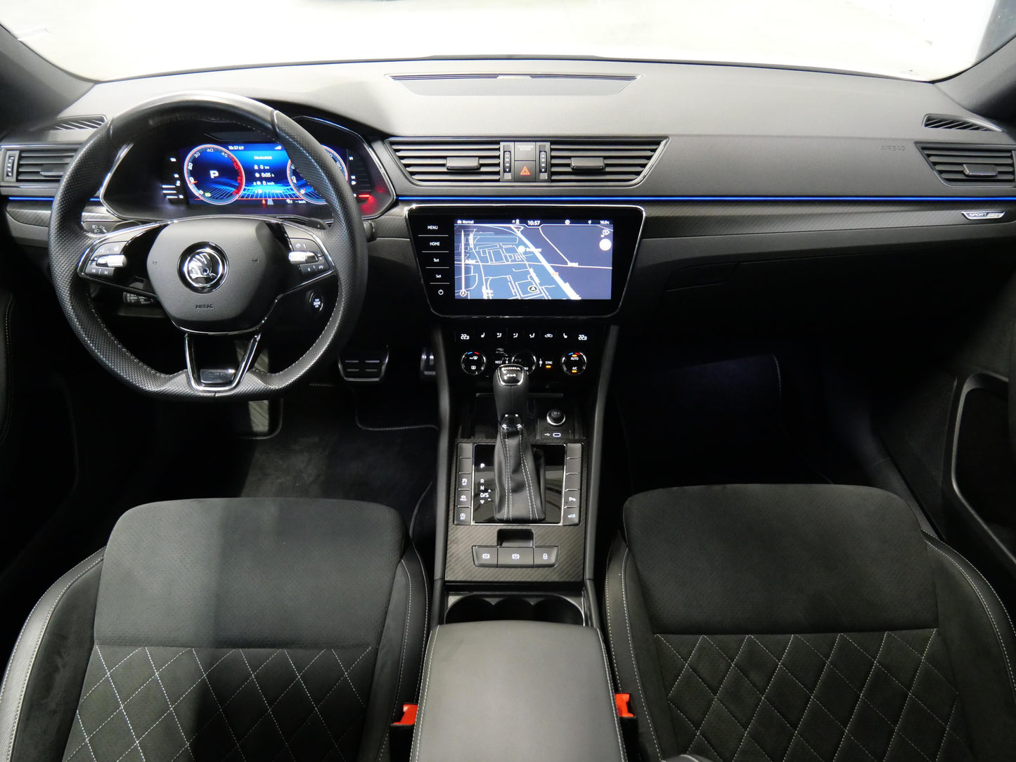 Škoda Superb 2.0 TDI 147 kW 4x4 SportLine