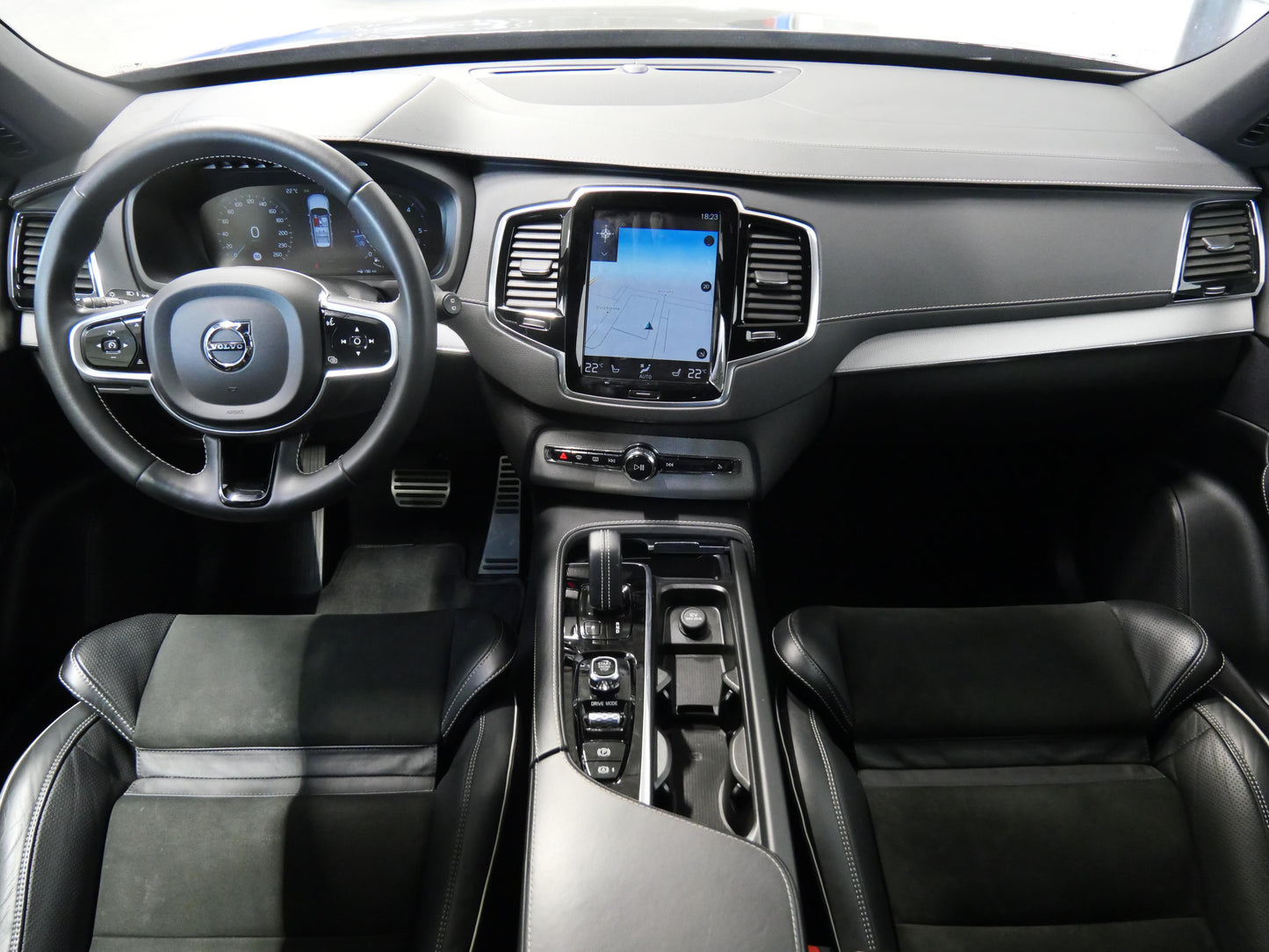 Volvo XC90 2.0 B5 173 kW AWD R-Design