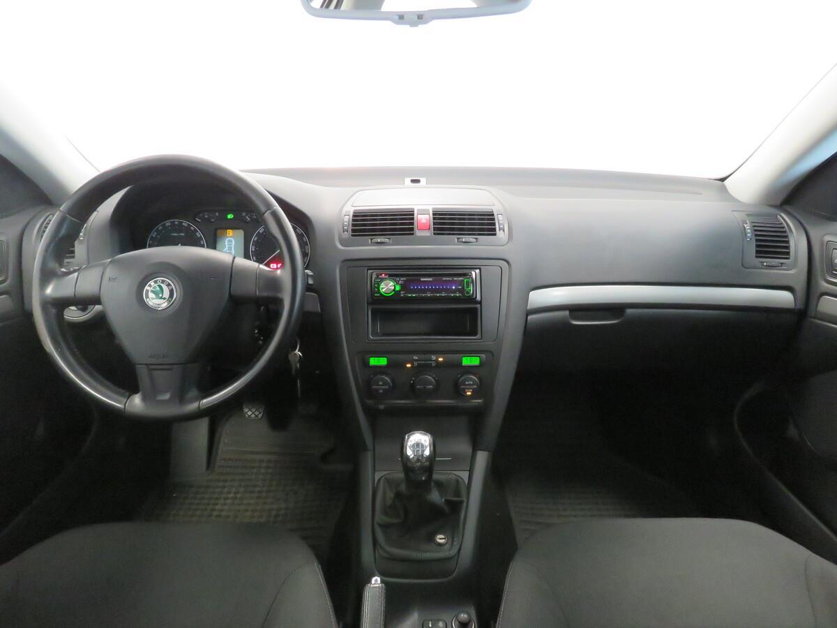 Škoda Octavia 1.6 MPI 75 kW ELEGANCE