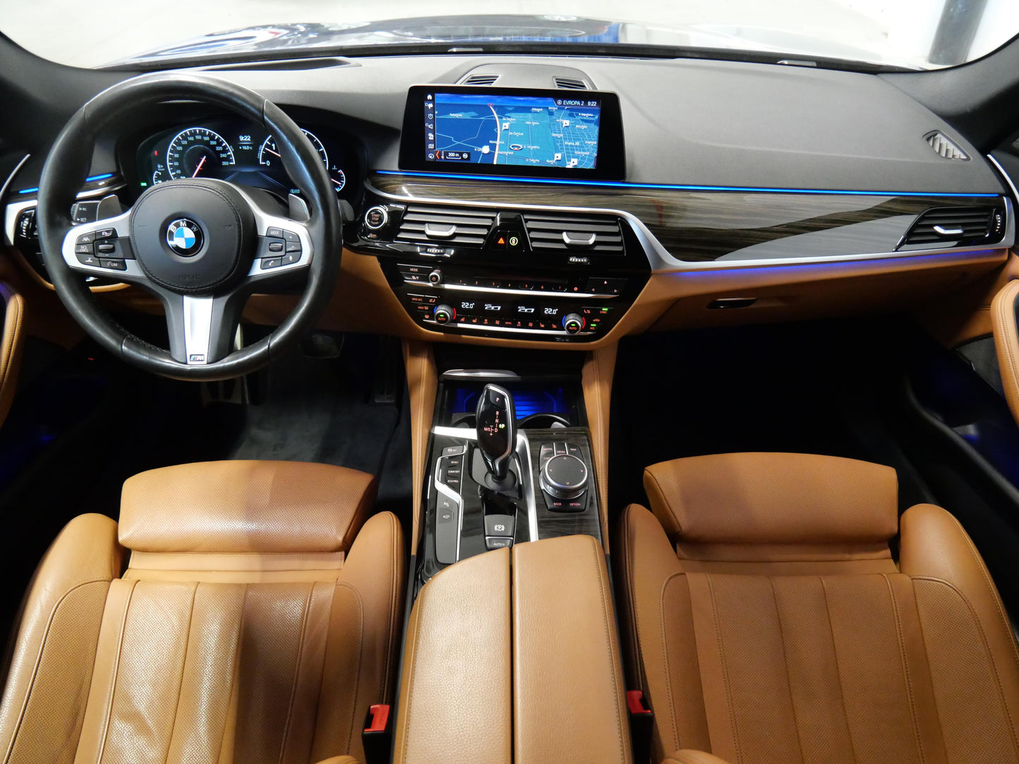 BMW Řada 5 530d xDrive 195 kW Touring