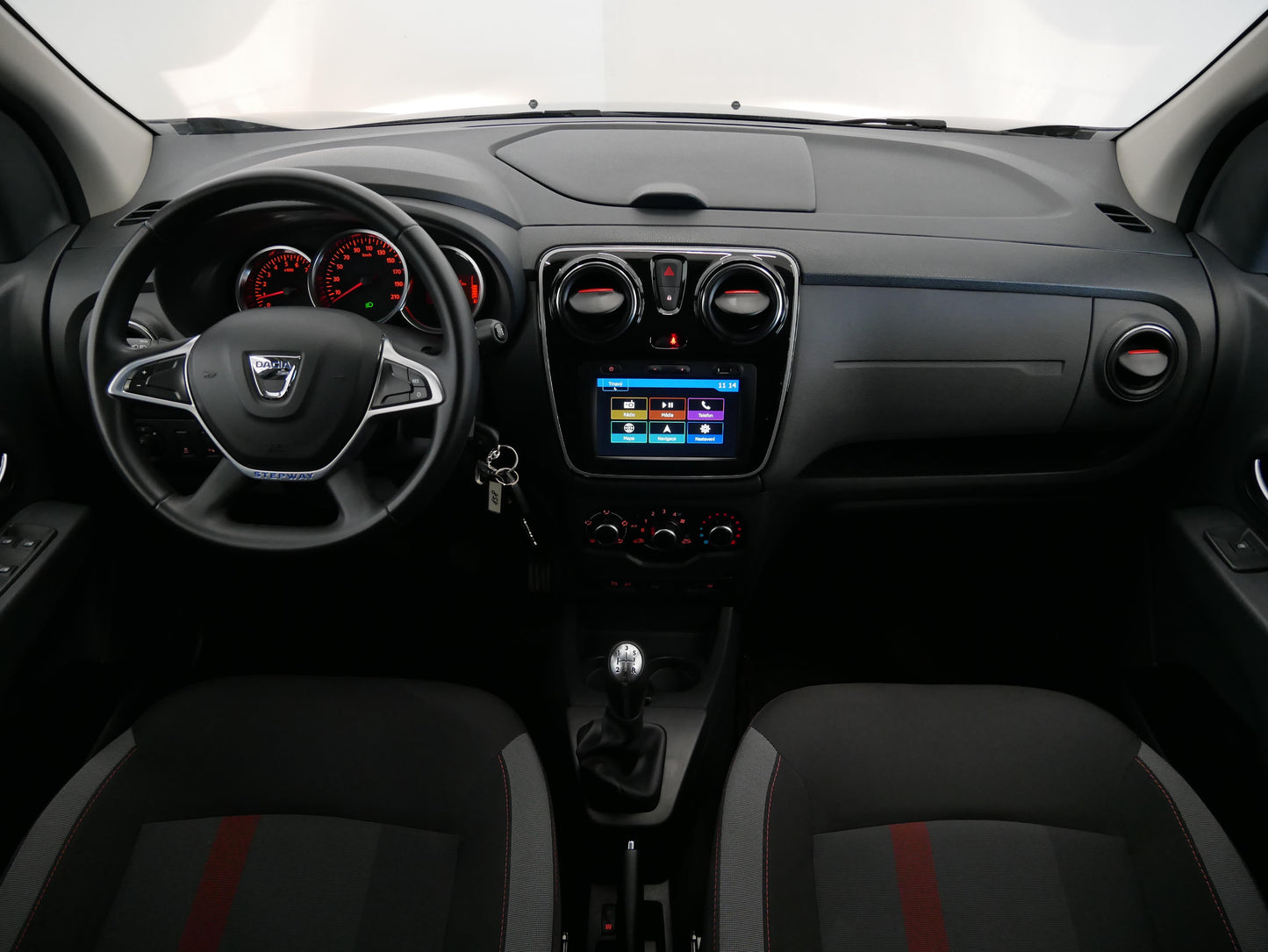 Dacia Lodgy 1.6 SCe 75 kW Stepway Techroad