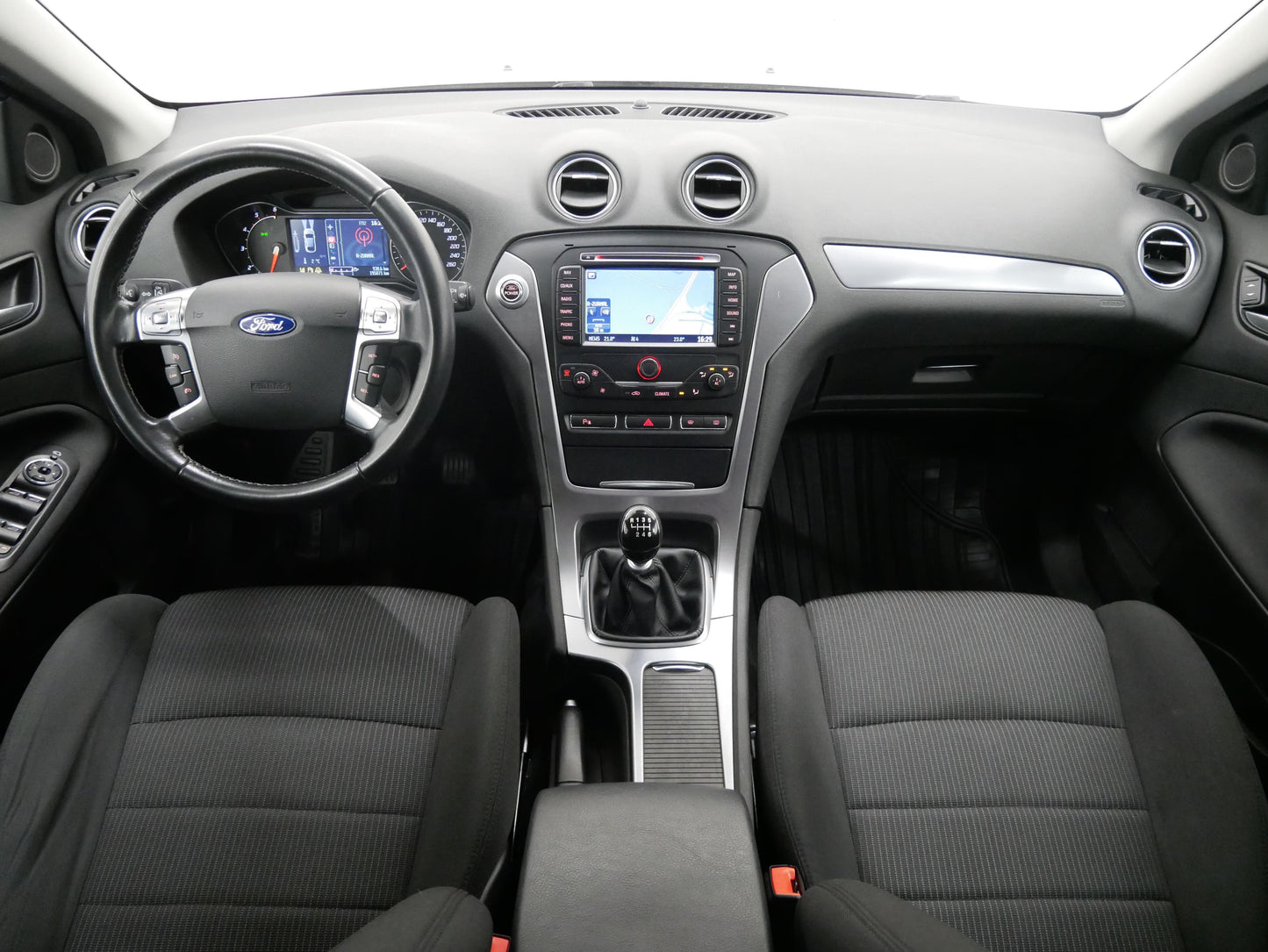 Ford Mondeo 2.0 TDCi 120 kW Business