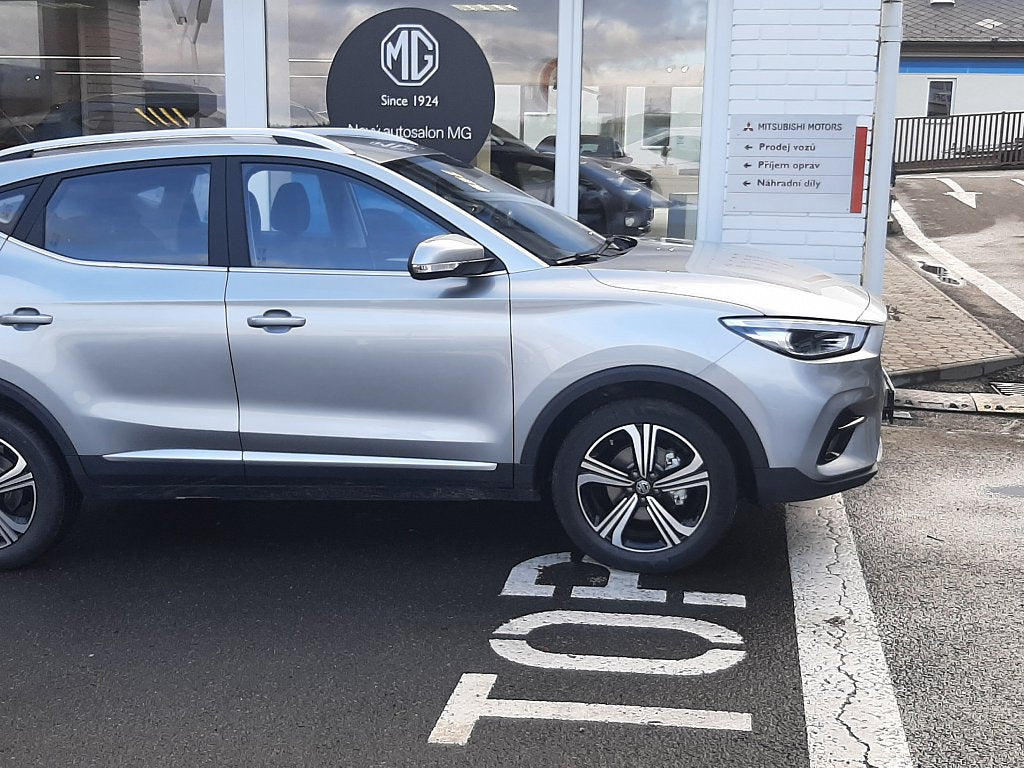 MG ZS 1.5 DVVT Essential