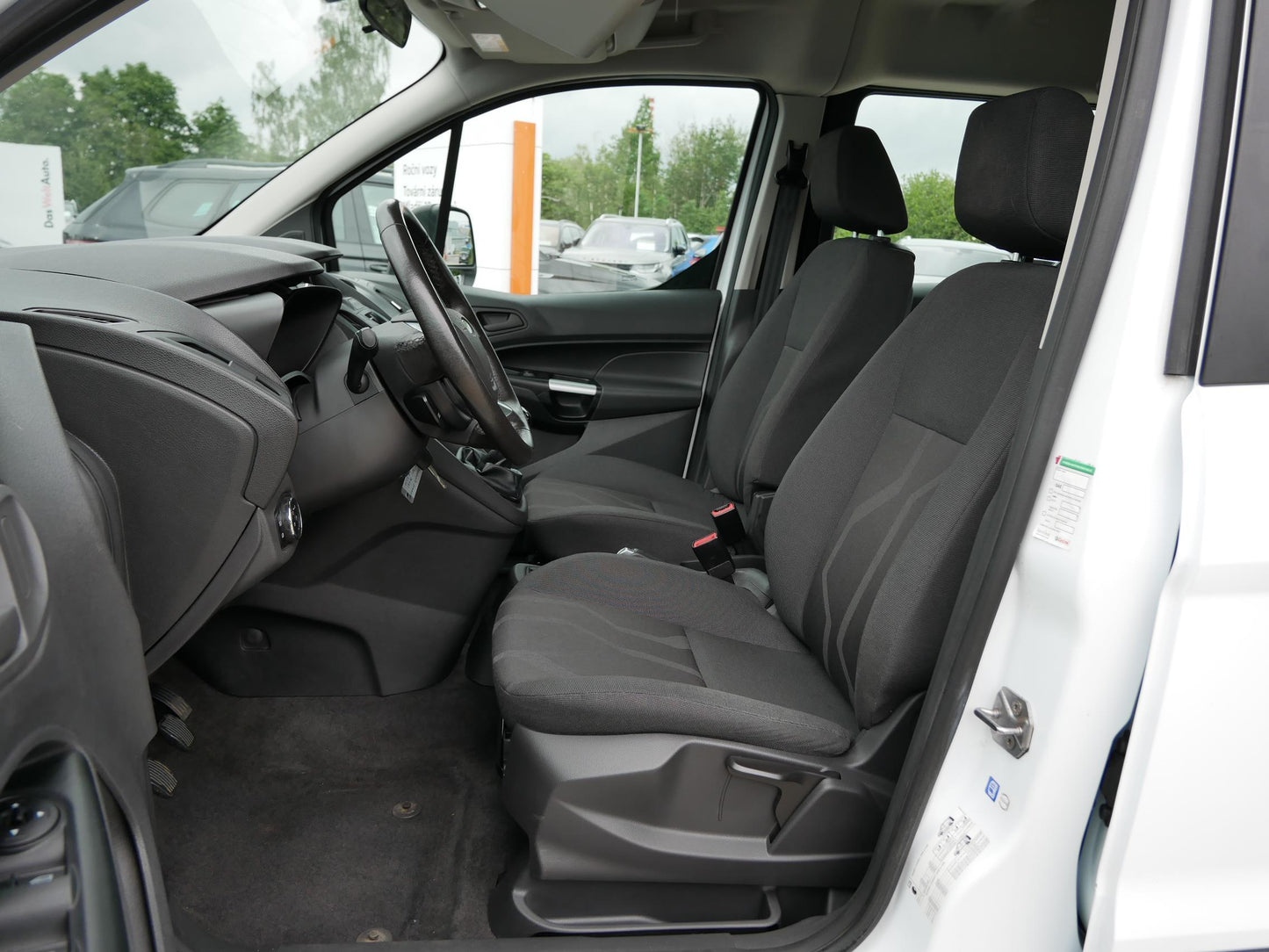 Ford Connect 1.5 TDCi 74 kW