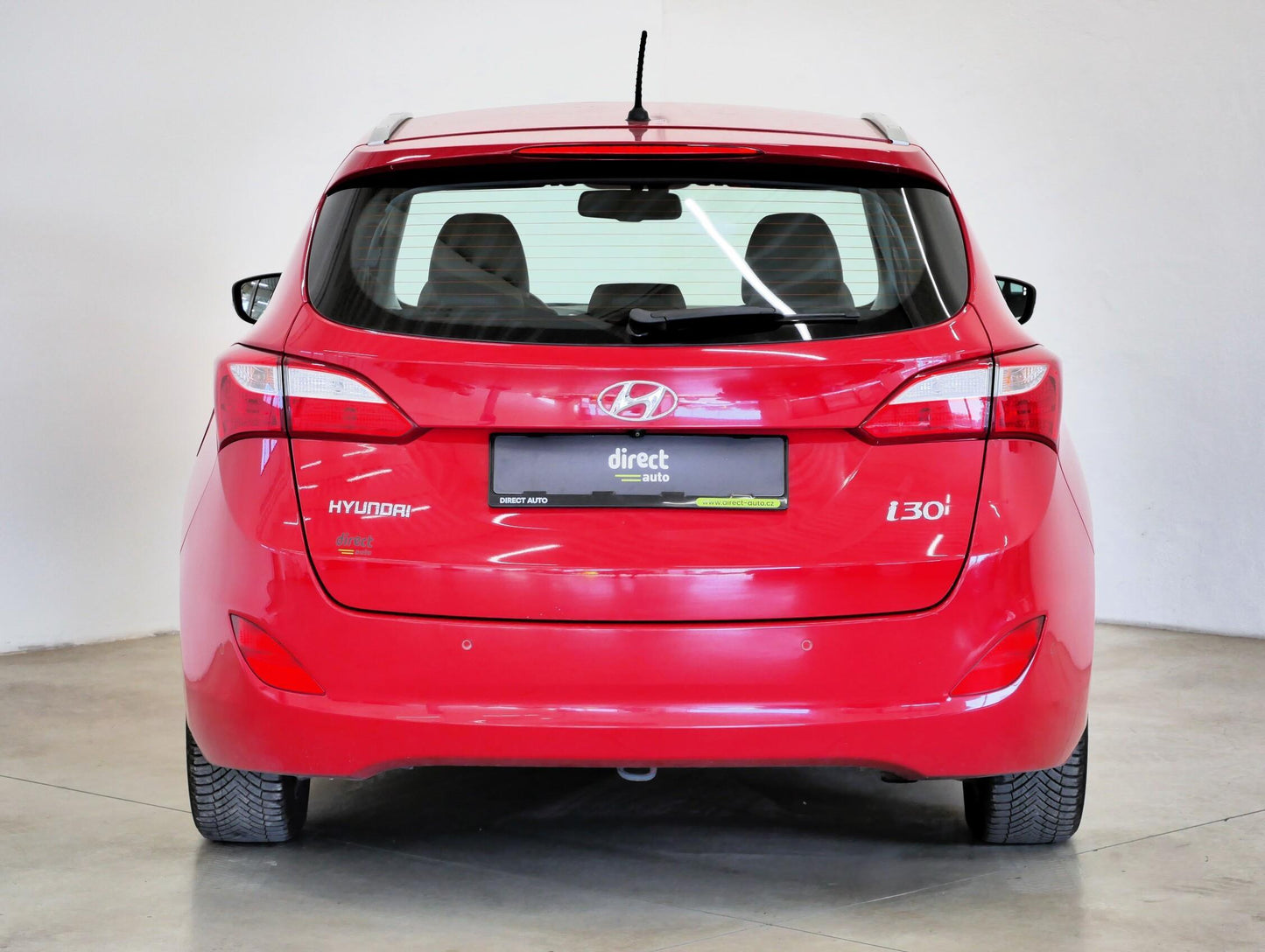 Hyundai i30 1.6 GDi 99kW Trikolor