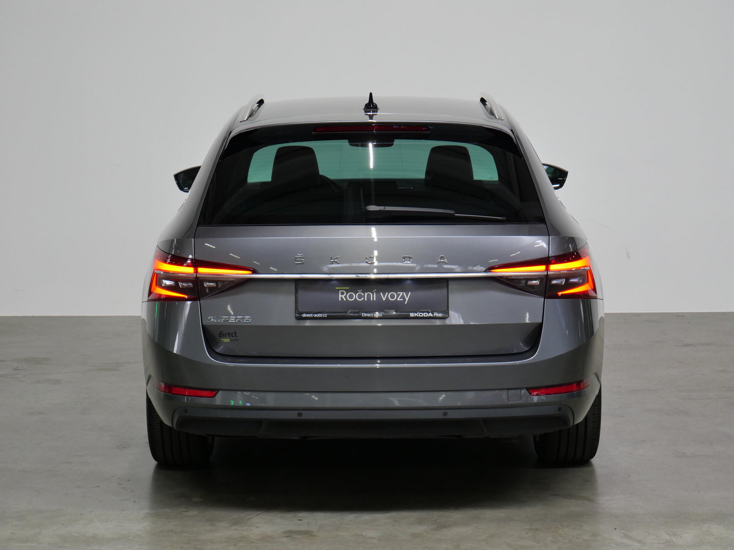 Škoda Superb 2.0 TDI 110 kW DSG Style TOP