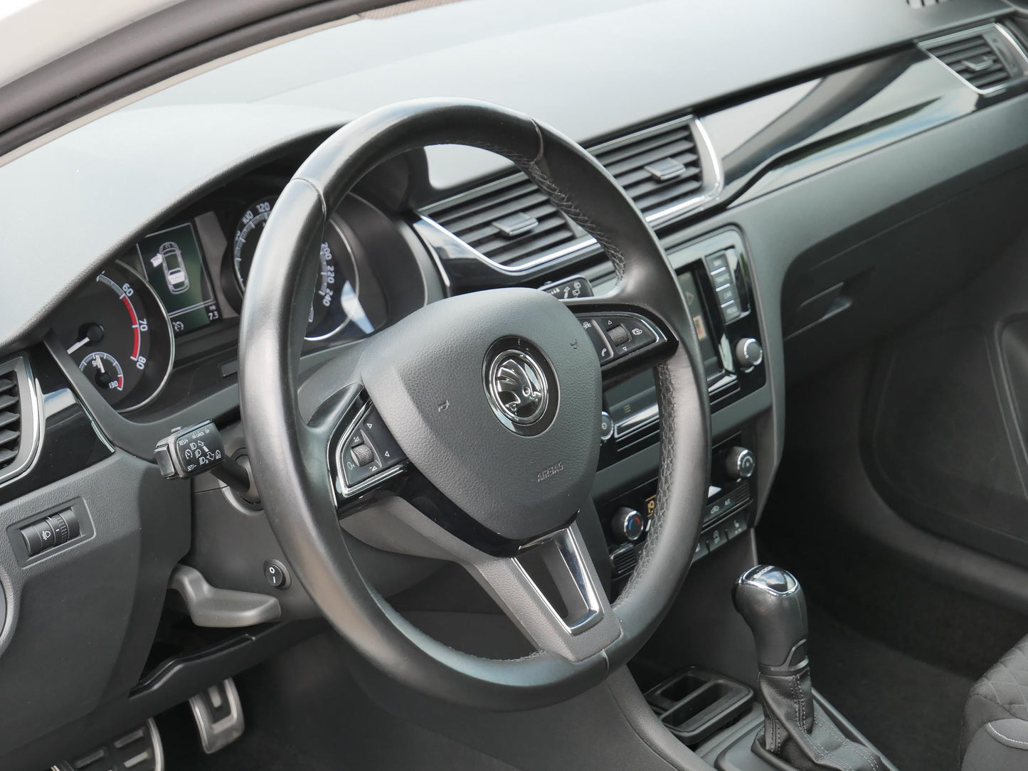 Škoda Rapid 1.4 TSI 92 kW STYLE PLUS