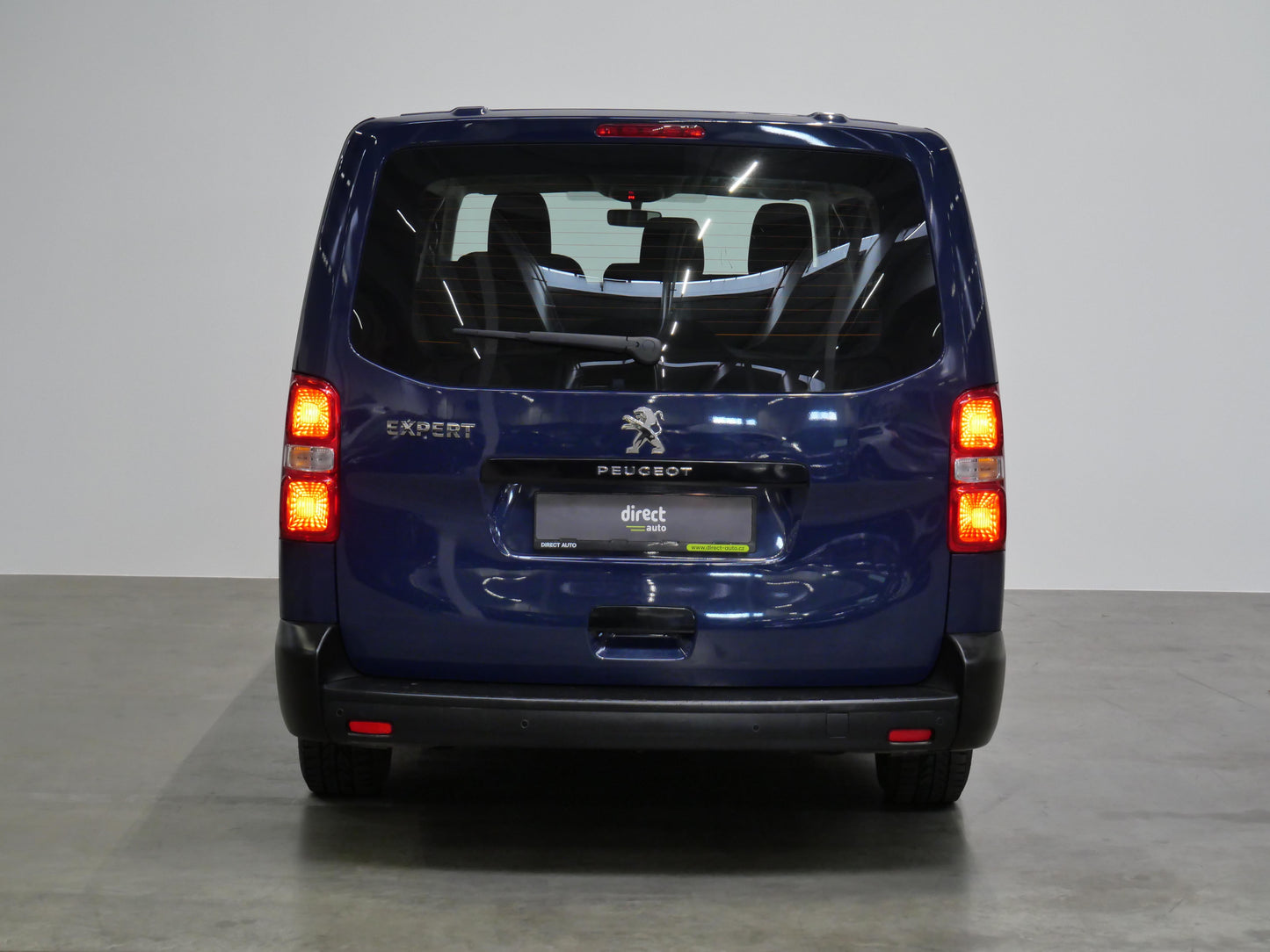 Peugeot Traveller 2.0 BlueHDI 106 kW L3 9míst
