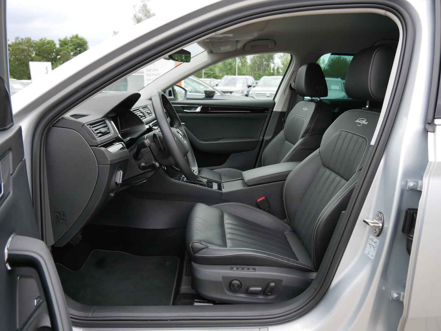 Škoda Superb 2.0 TDI 147 kW L&K