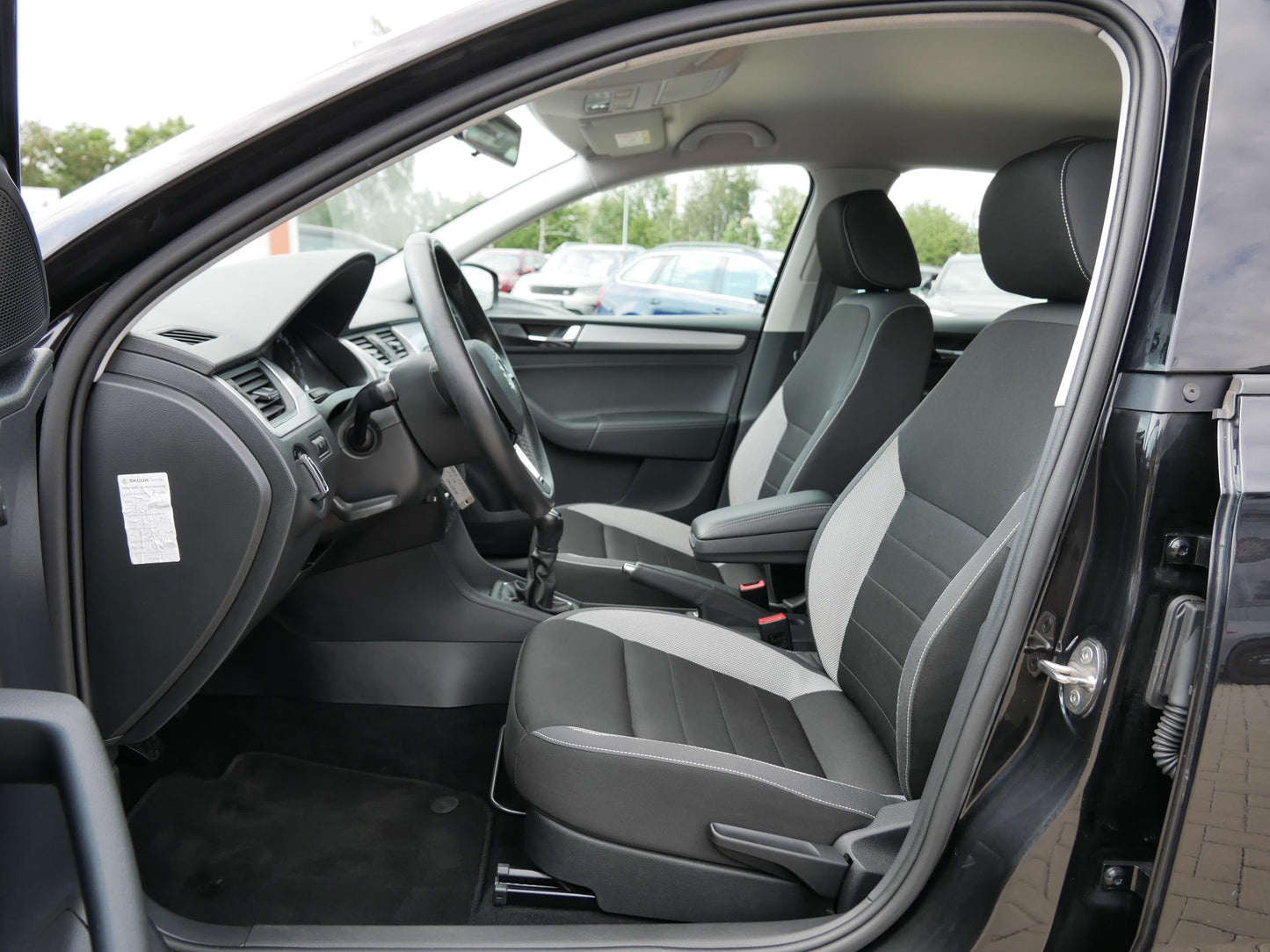 Škoda Rapid 1.0 TSI 81 kW Ambition +