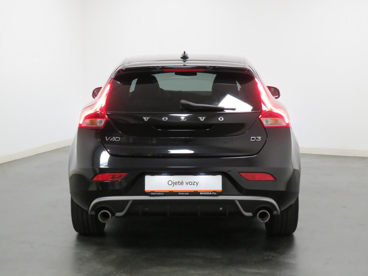 Volvo V40 2.0 D3 150kW R-Design Momentum