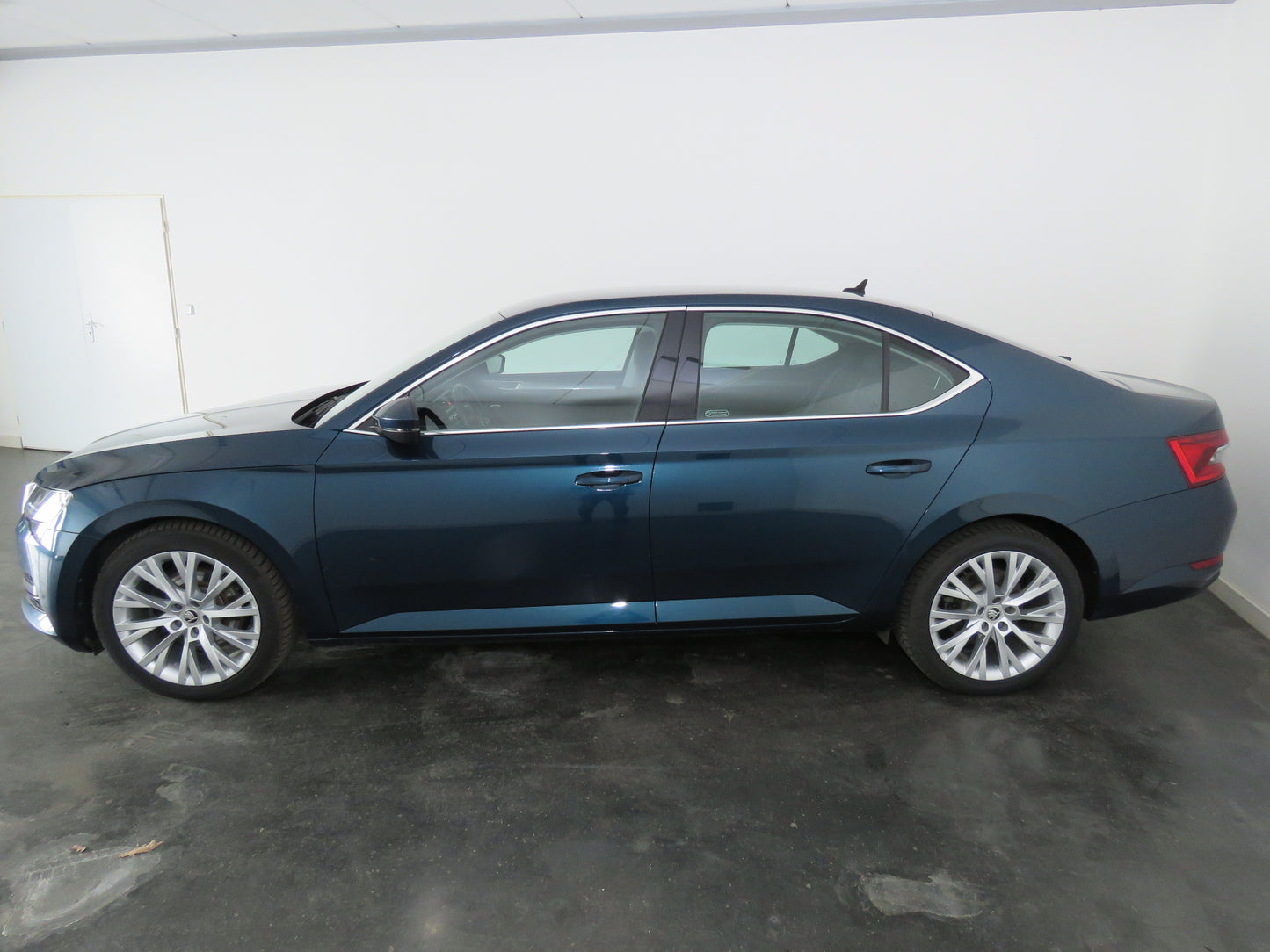 ŠKODA Superb 2.0 TDi 110kW DSG Style Extra