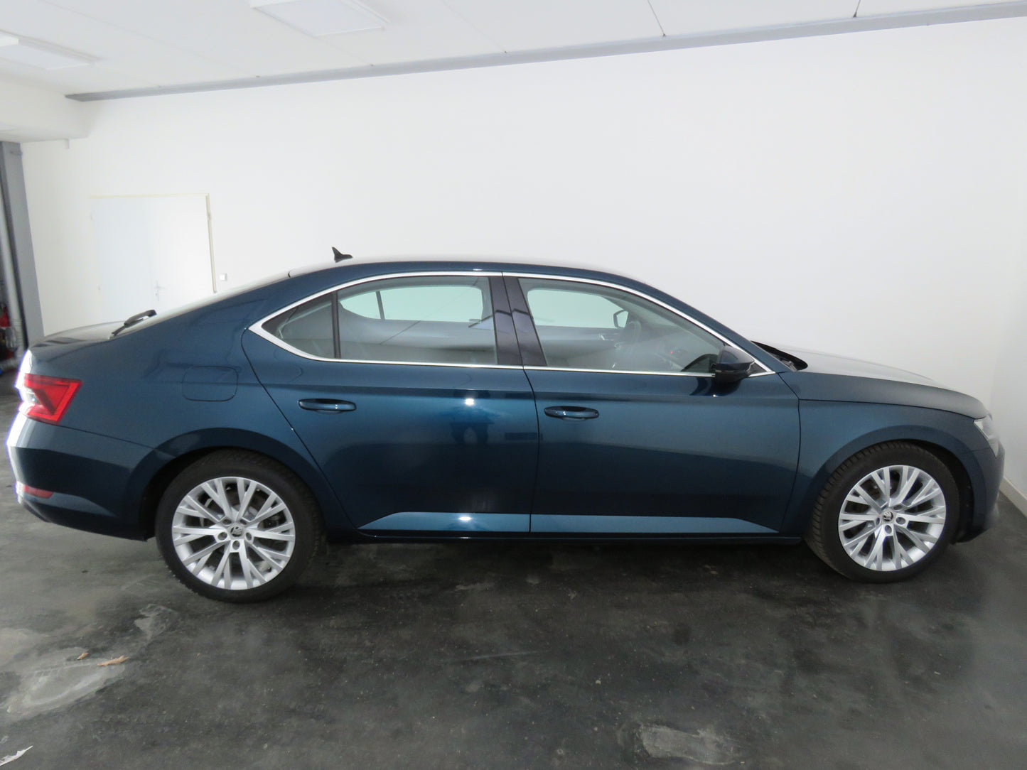 ŠKODA Superb 2.0 TDi 110kW DSG Style Extra
