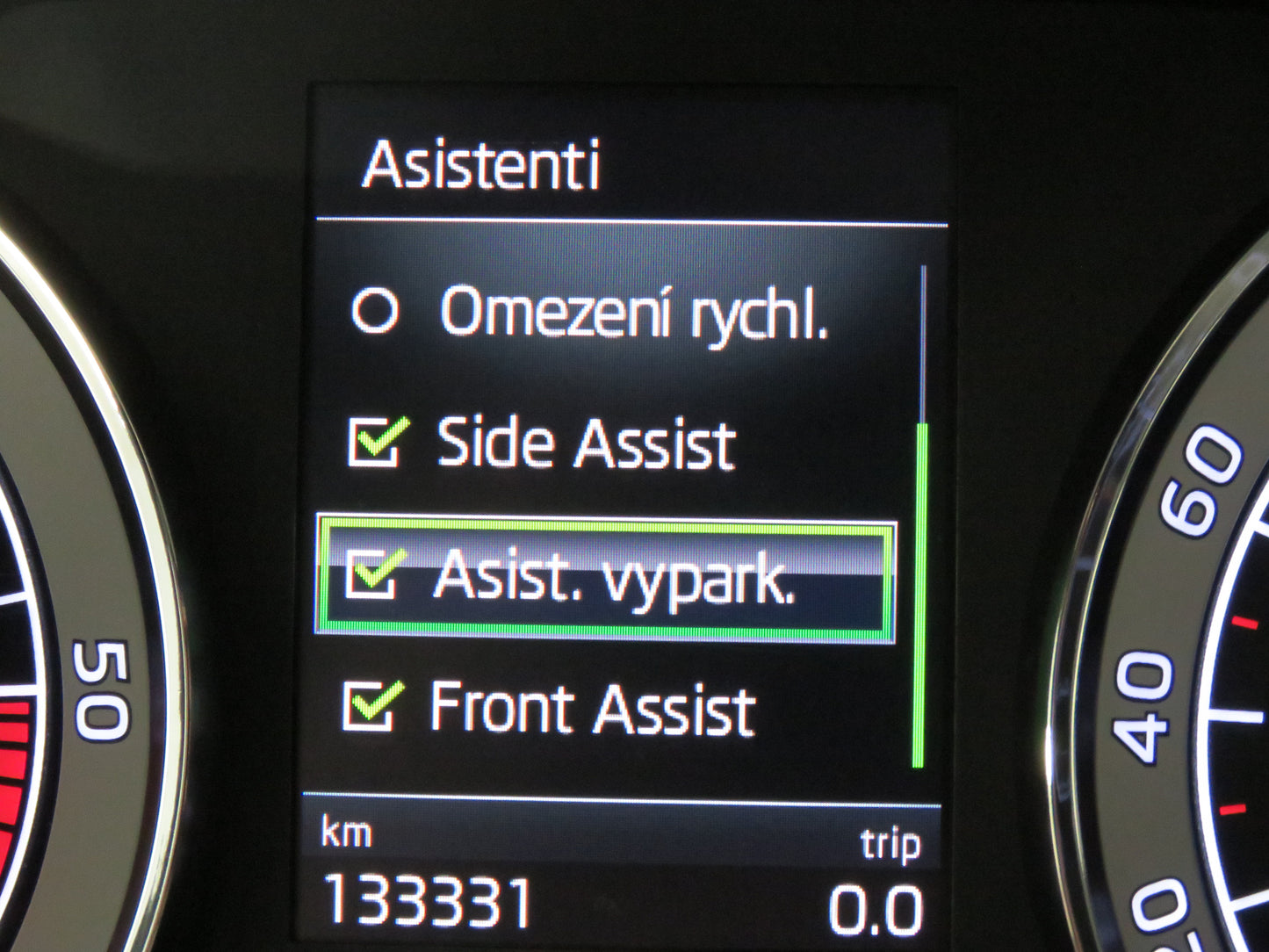 ŠKODA Superb 2.0 TDi 110kW DSG Style Extra