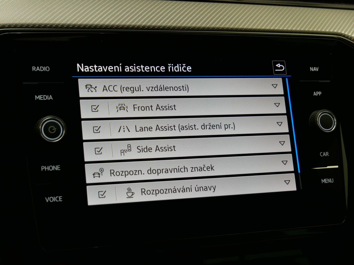 Volkswagen Passat 2.0 TDI 110 kW R-Line