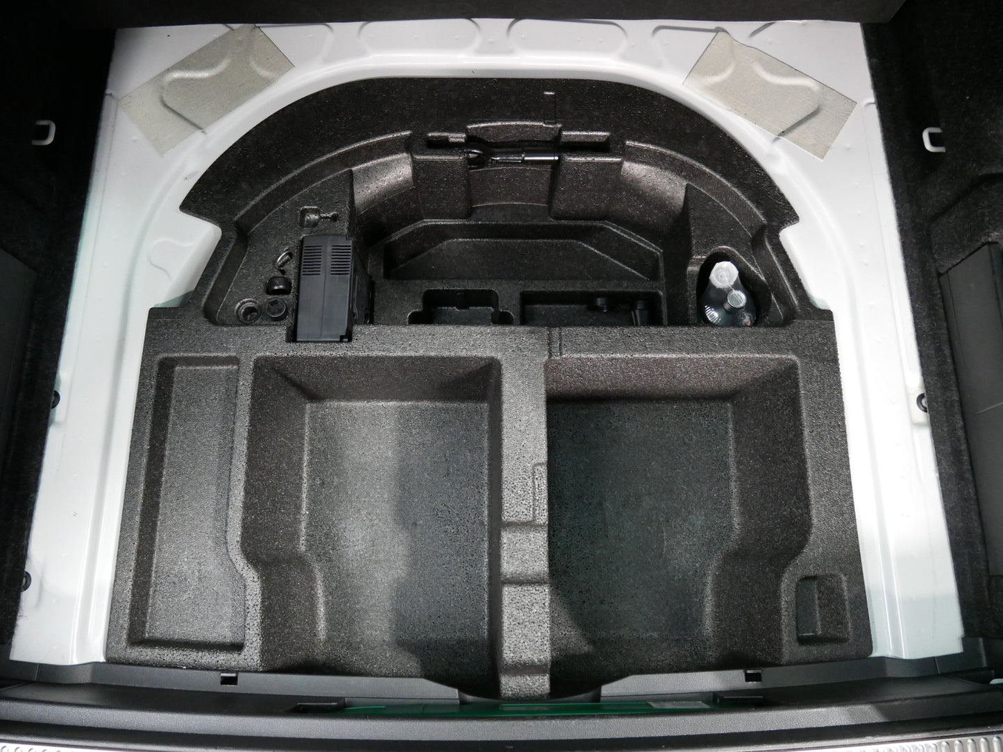Škoda Superb 2.0 TDI/140 kW/DSG/4x4/L&K/MATRIX/DCC/EL.VÍKO/DPH