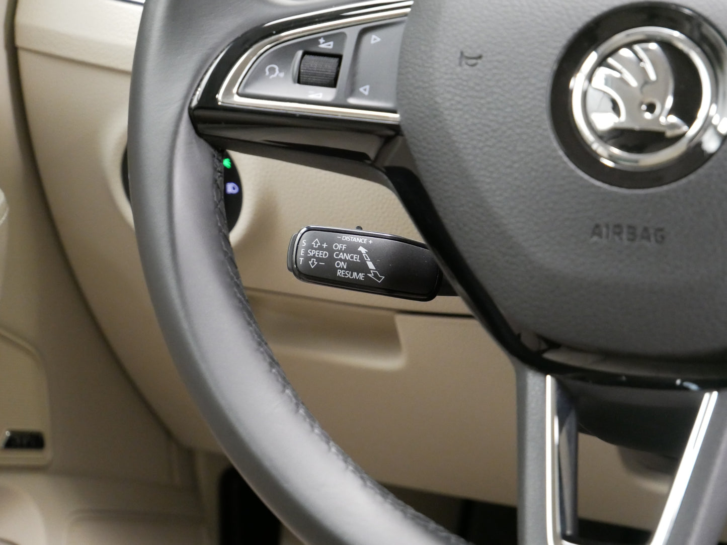 Škoda Superb 2.0 TDI/140 kW/DSG/4x4/L&K/MATRIX/DCC/EL.VÍKO/DPH