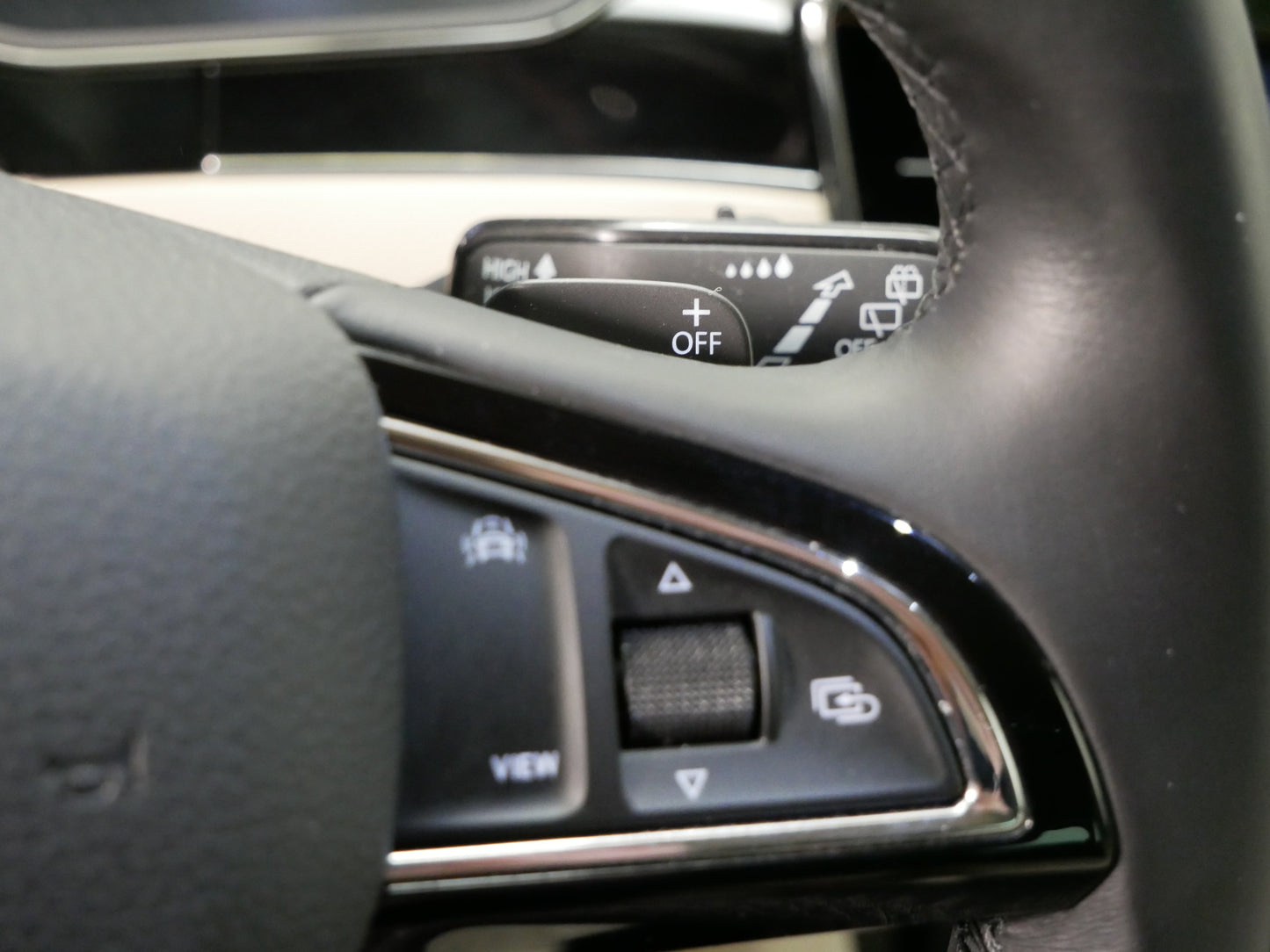 Škoda Superb 2.0 TDI/140 kW/DSG/4x4/L&K/MATRIX/DCC/EL.VÍKO/DPH