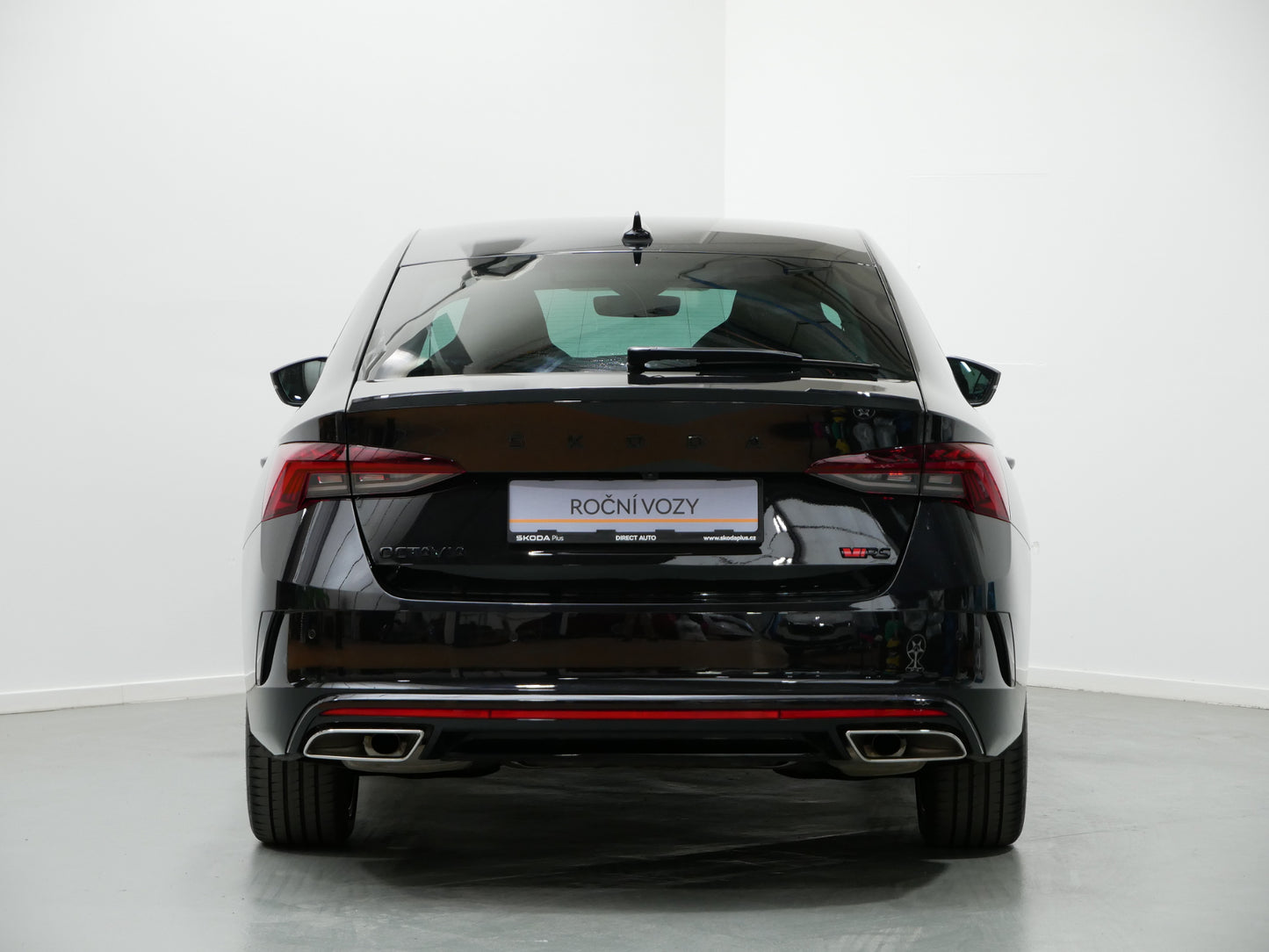 Škoda Octavia RS 2.0 TSI/180 kW/DSG/RS/NAVI/LED/PŘÍPRAVAproTAŽNÉ/CZ