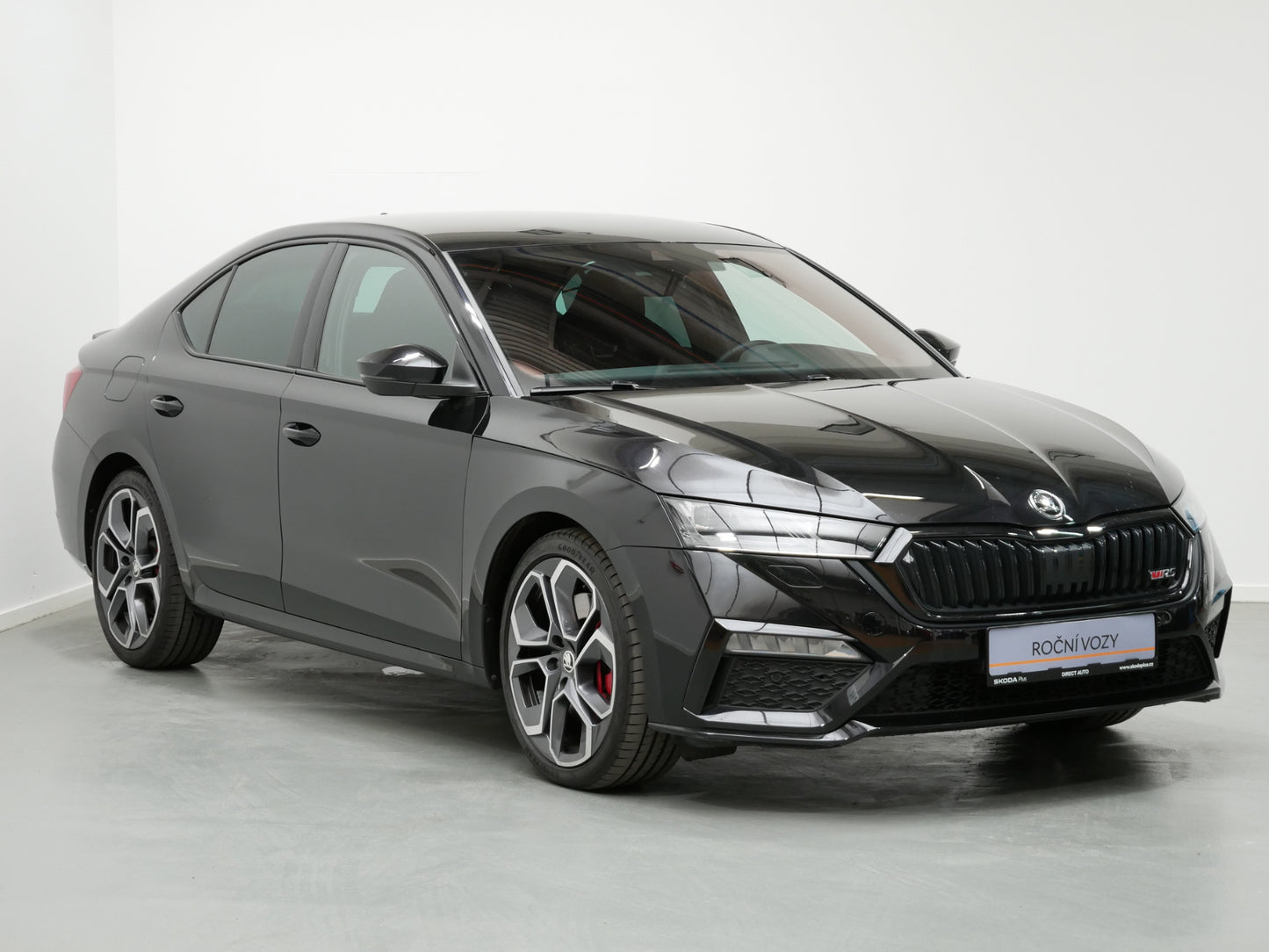 Škoda Octavia RS 2.0 TSI/180 kW/DSG/RS/NAVI/LED/PŘÍPRAVAproTAŽNÉ/CZ