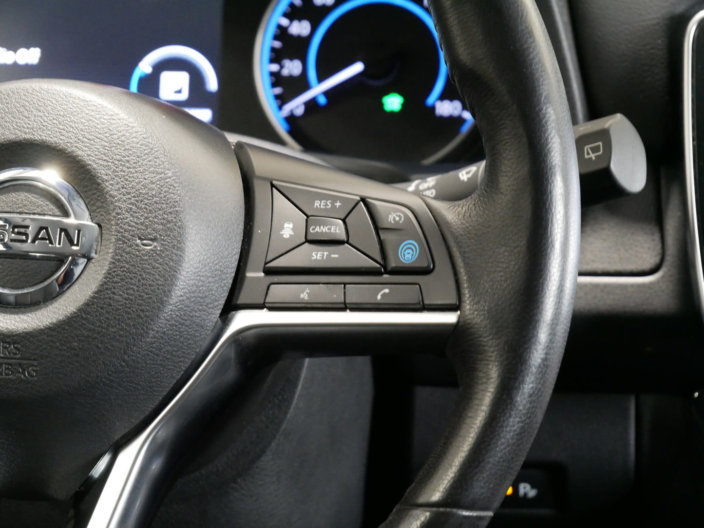 Nissan LEAF TEKNA 110kW/DPH/BOSE/NAVI