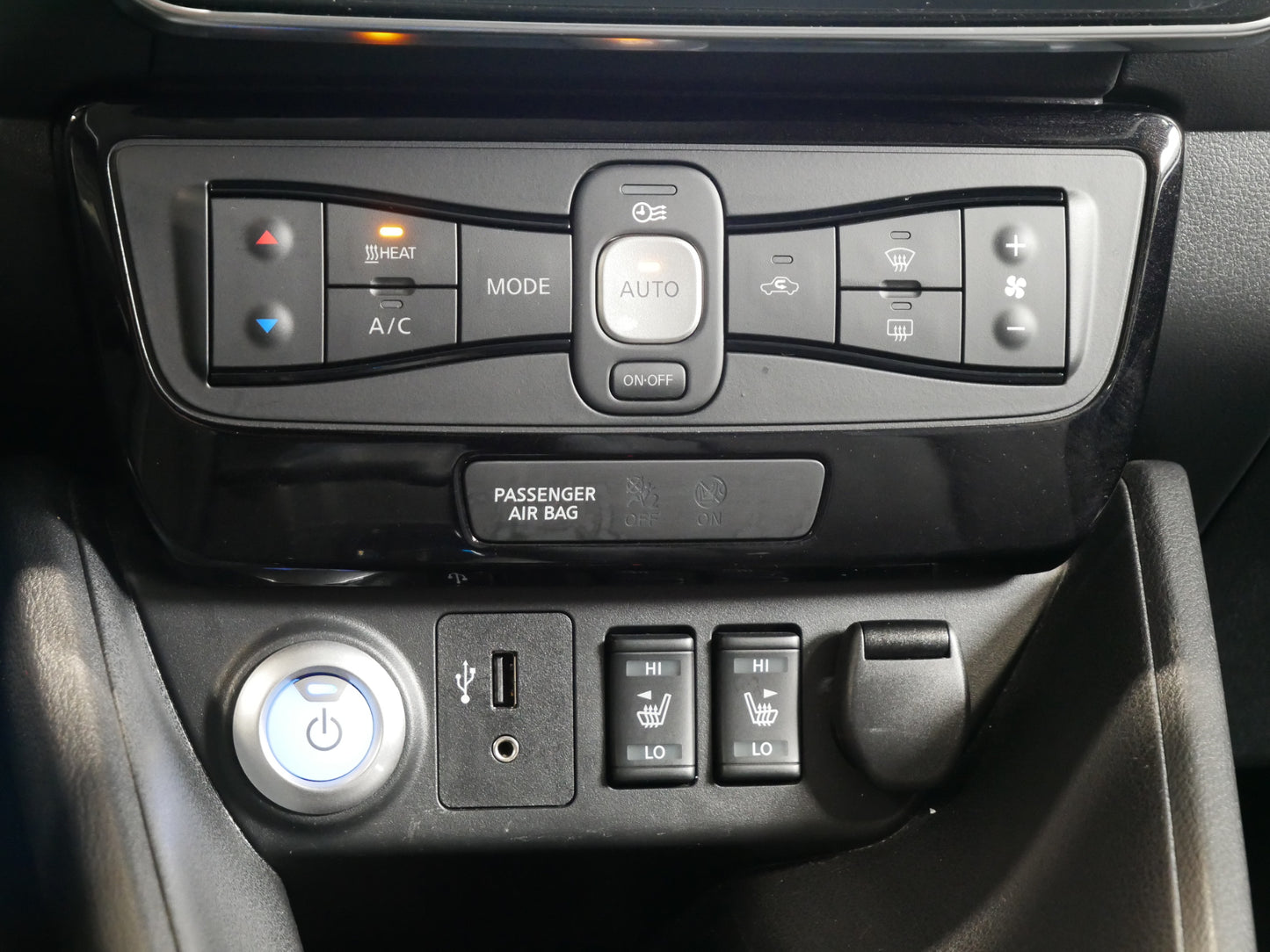 Nissan LEAF TEKNA 110kW/DPH/BOSE/NAVI