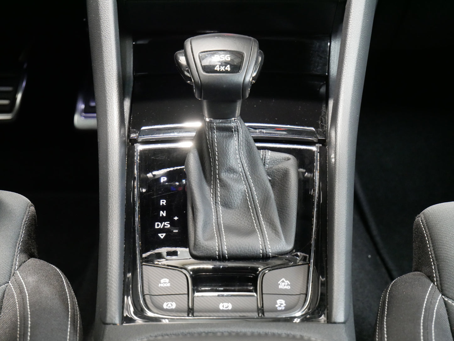 Škoda Karoq 2.0 TDI 110 kW Sportline