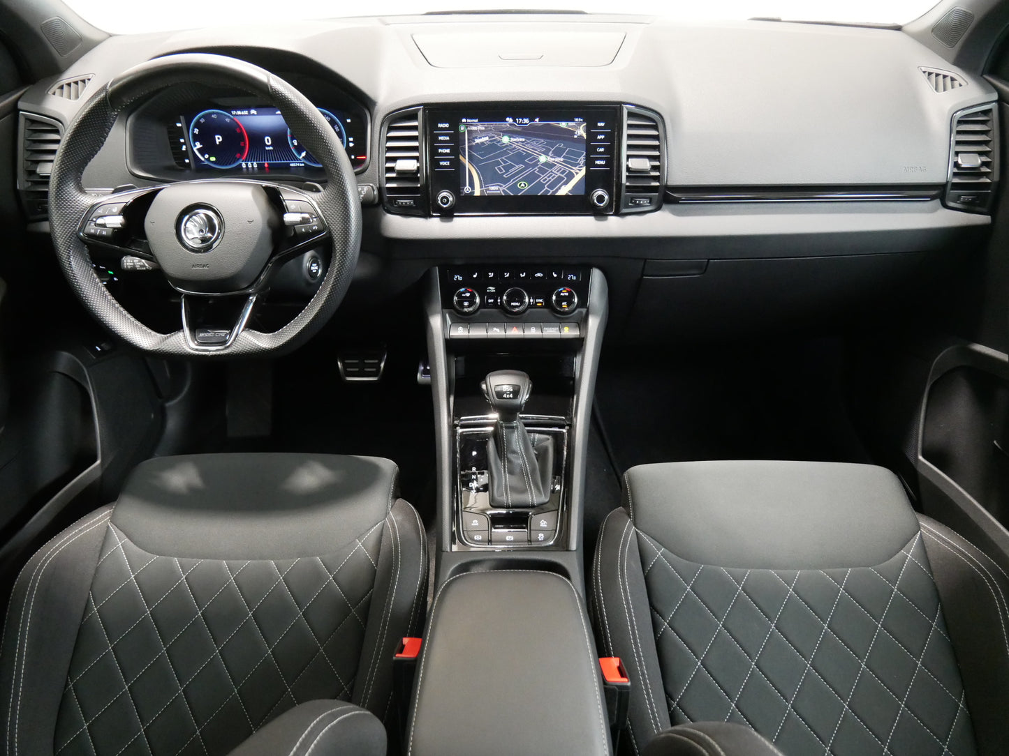 Škoda Karoq 2.0 TDI 110 kW Sportline