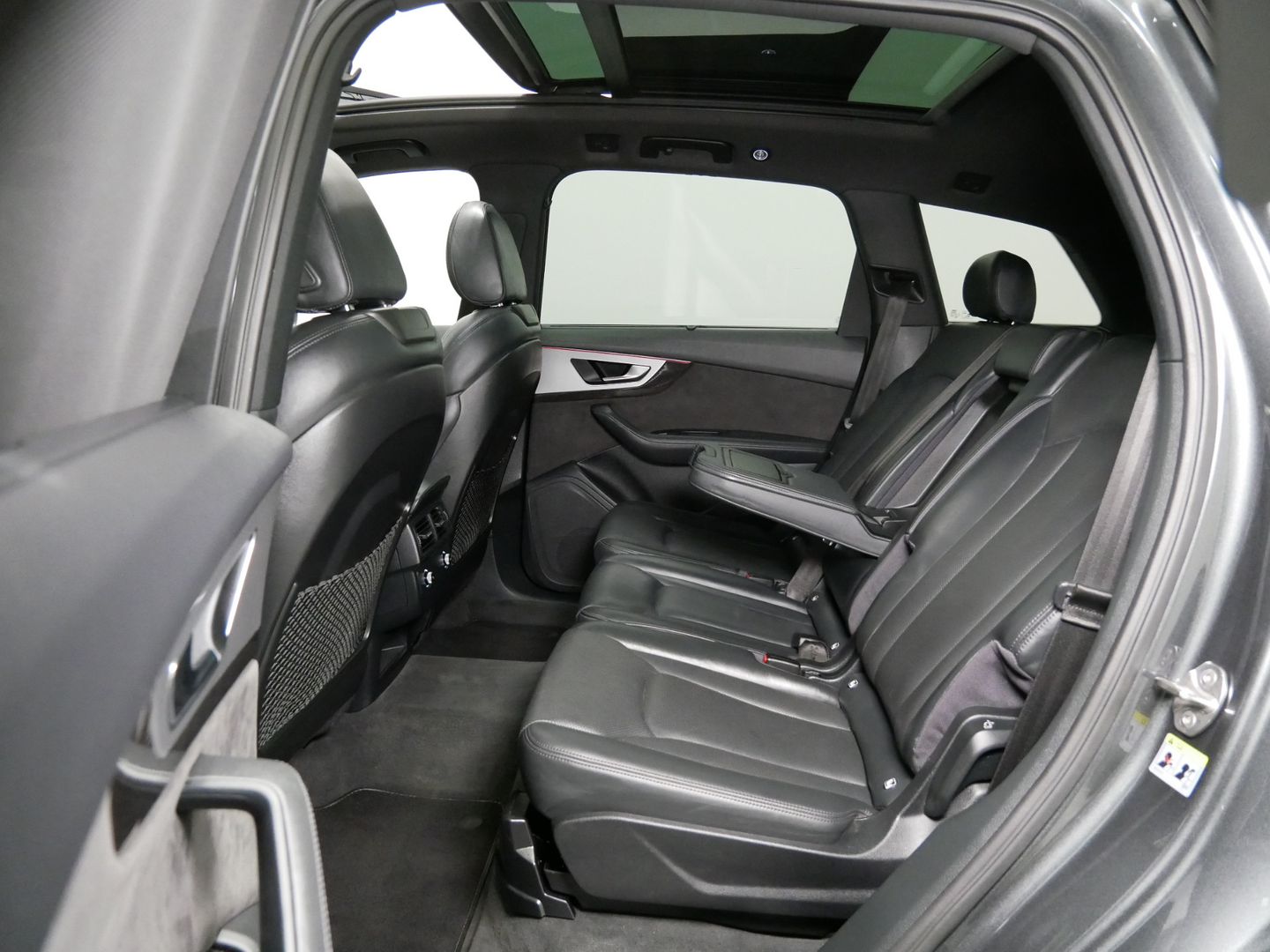 Audi SQ7 4.0 TDI/320 kW/PANO/LED/HUD/VS/ASUS/VALCONA/DPH