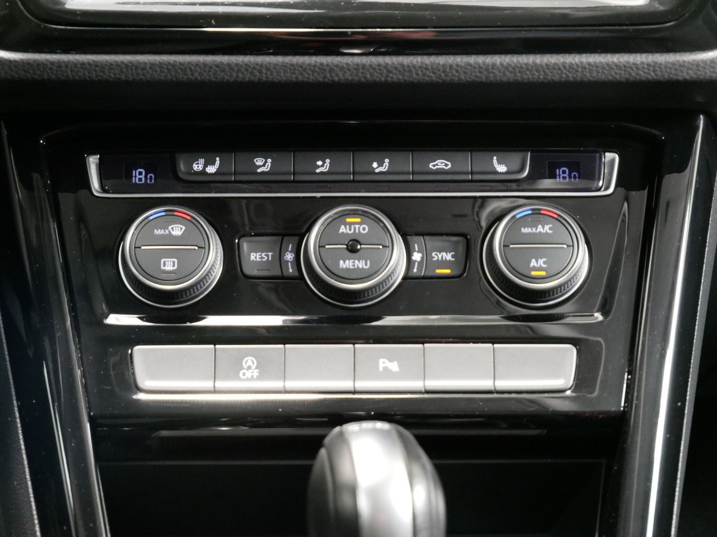 Volkswagen Touran 2.0 TDI/110kW/HIGHLINE/LED/DPH