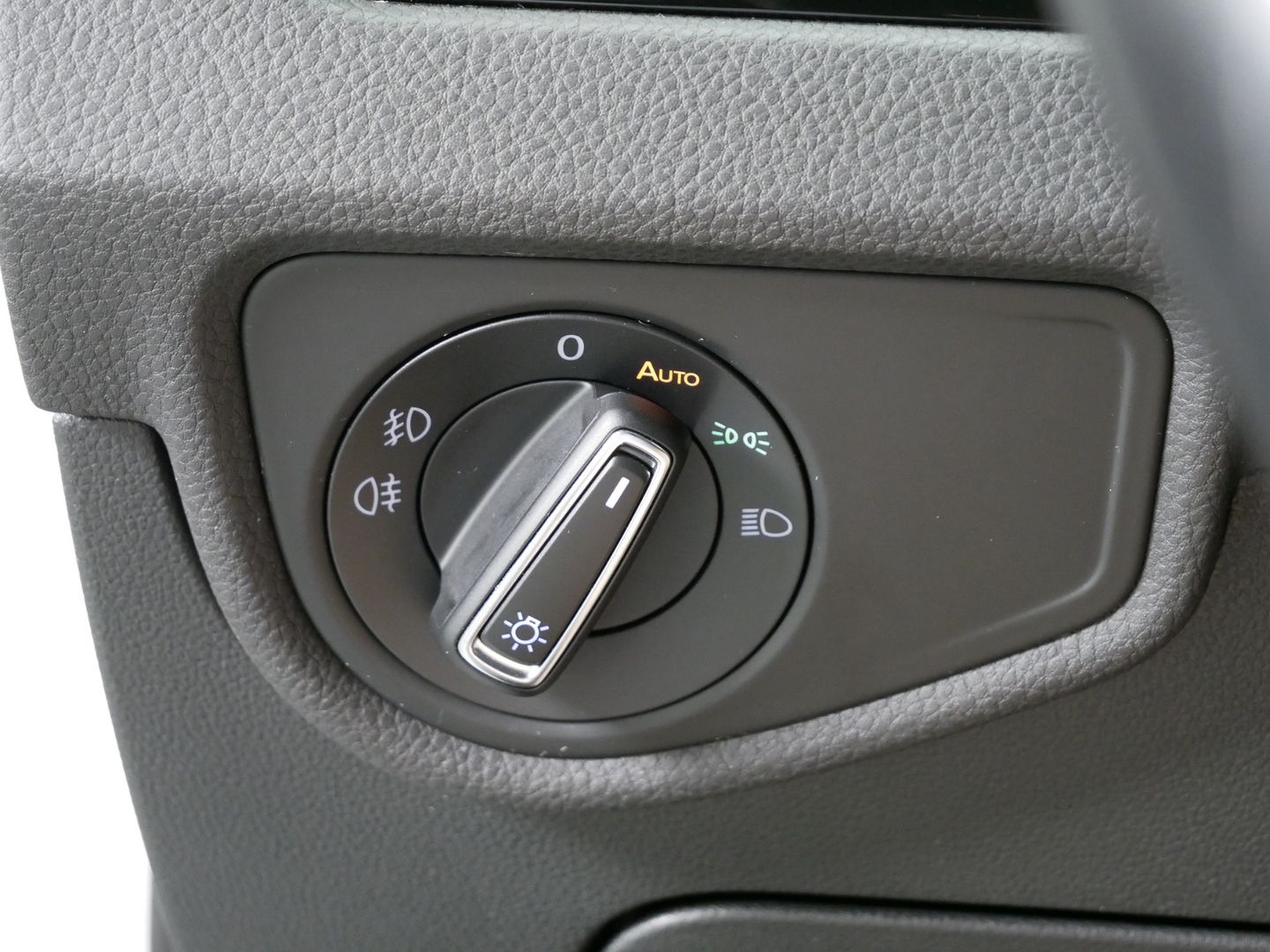 Volkswagen Touran 2.0 TDI/110kW/DSG/LED/KAMERA