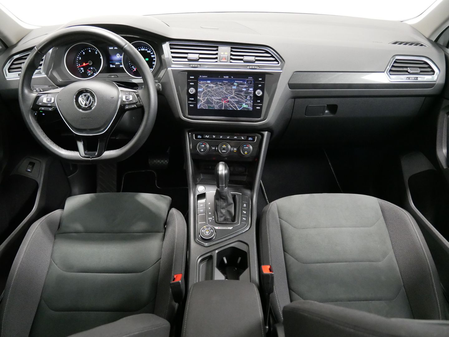 Volkswagen Tiguan 2.0 TSI/132kW/DSG/4x4/RLINE/PANORAMA