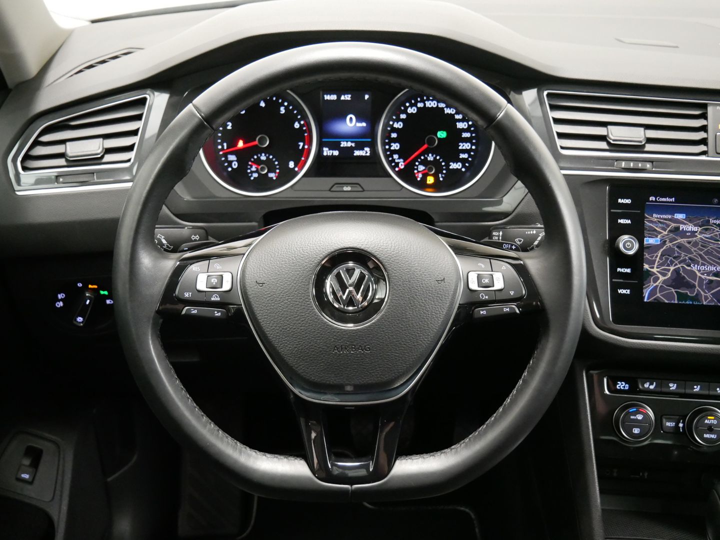 Volkswagen Tiguan 2.0 TSI/132kW/DSG/4x4/RLINE/PANORAMA