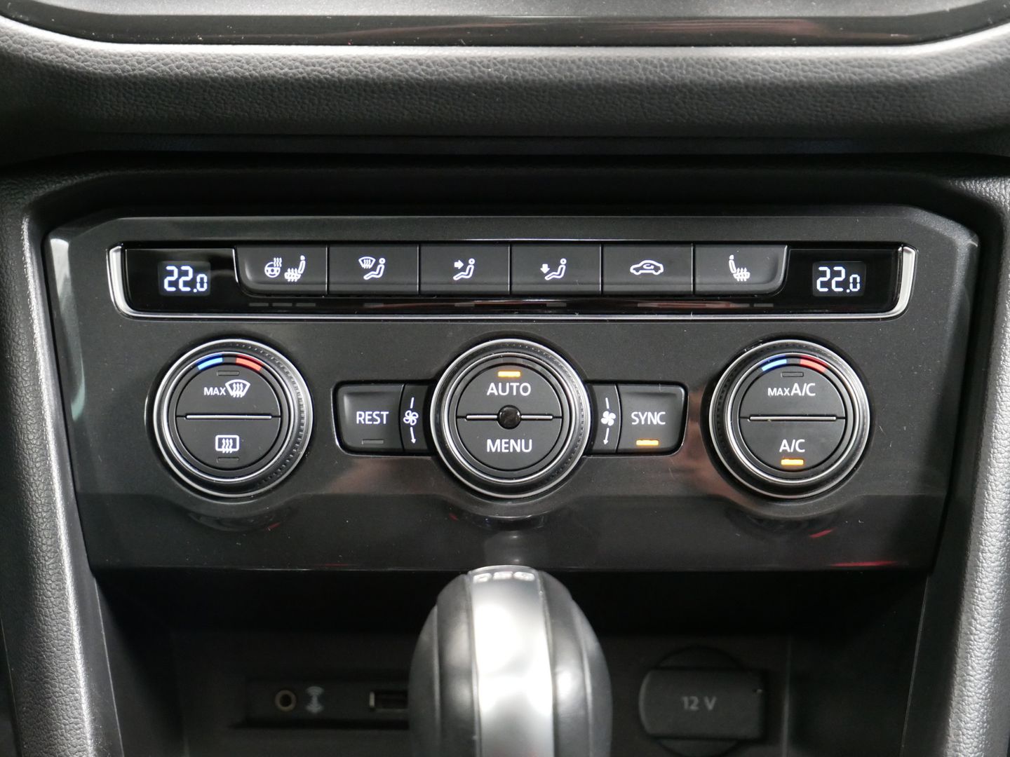 Volkswagen Tiguan 2.0 TSI/132kW/DSG/4x4/RLINE/PANORAMA
