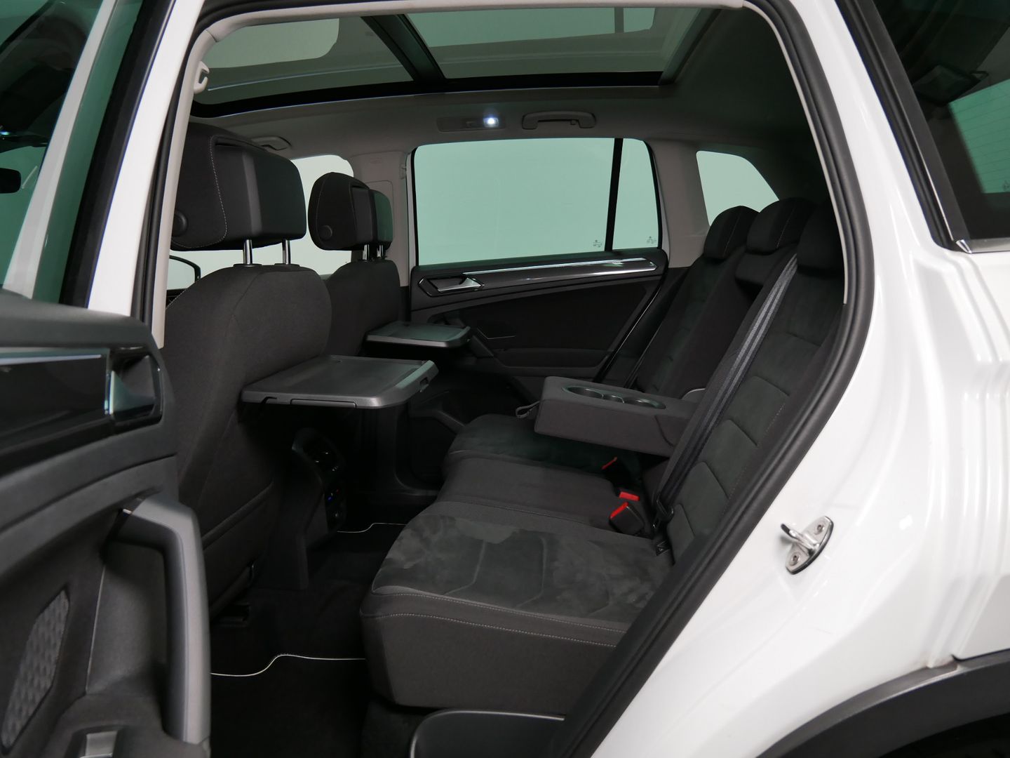 Volkswagen Tiguan 2.0 TSI/132kW/DSG/4x4/RLINE/PANORAMA
