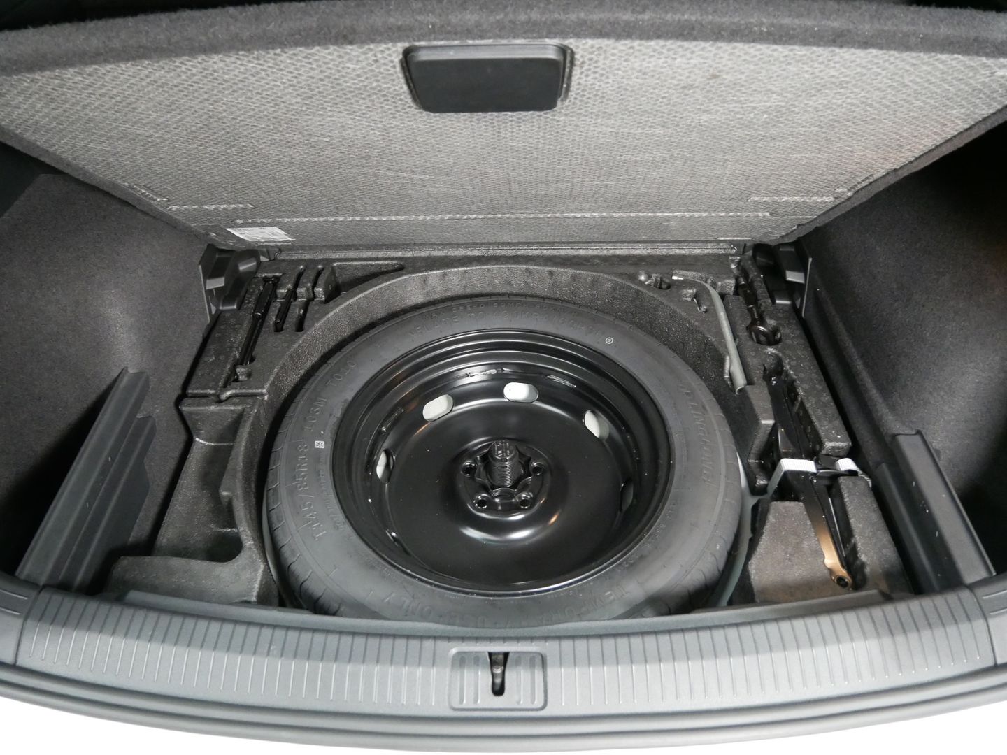 Volkswagen Tiguan 2.0 TSI/132kW/DSG/4x4/RLINE/PANORAMA