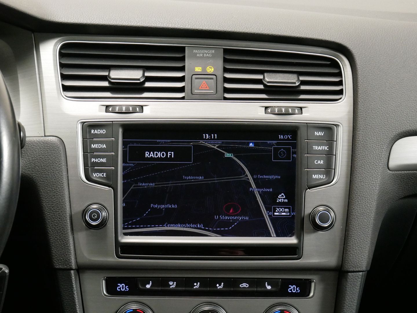 Volkswagen Golf 2.0 TDI/TAŽNÉ/XENON/ATRAKTIVNÍ/NAVI/MASÁŽ/DPH