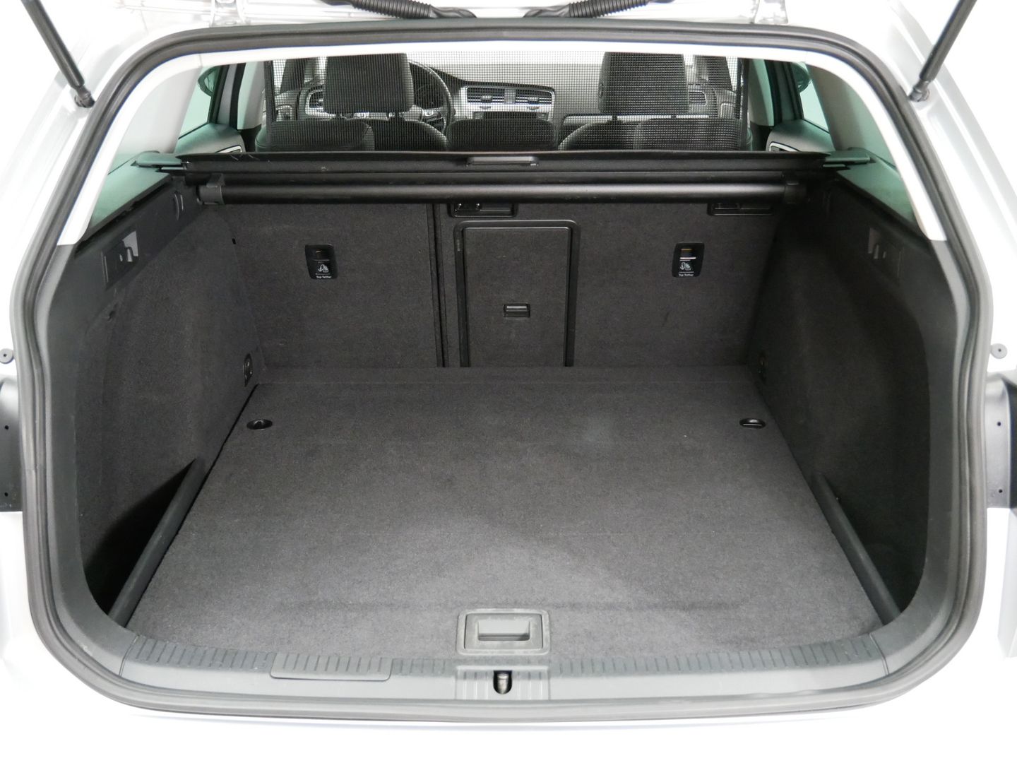 Volkswagen Golf 2.0 TDI/TAŽNÉ/XENON/ATRAKTIVNÍ/NAVI/MASÁŽ/DPH