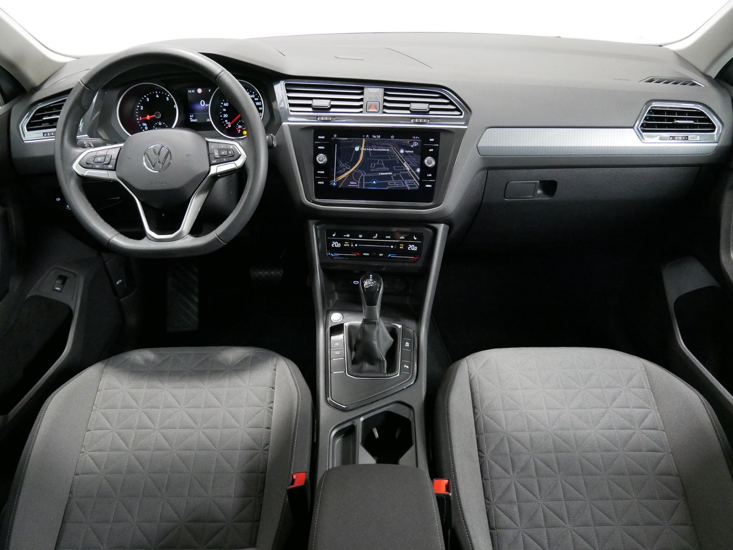 Volkswagen Tiguan 1.5 TSI/110kW/DSG/TAŽNÉ/EL.VÍKO/LED/NAVI/DPH
