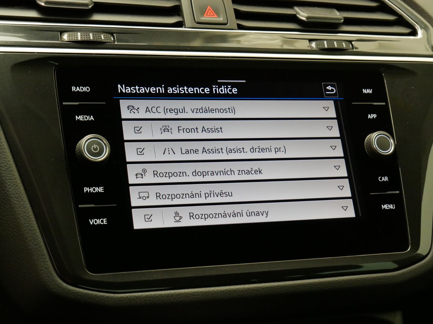 Volkswagen Tiguan 1.5 TSI/110kW/DSG/TAŽNÉ/EL.VÍKO/LED/NAVI/DPH