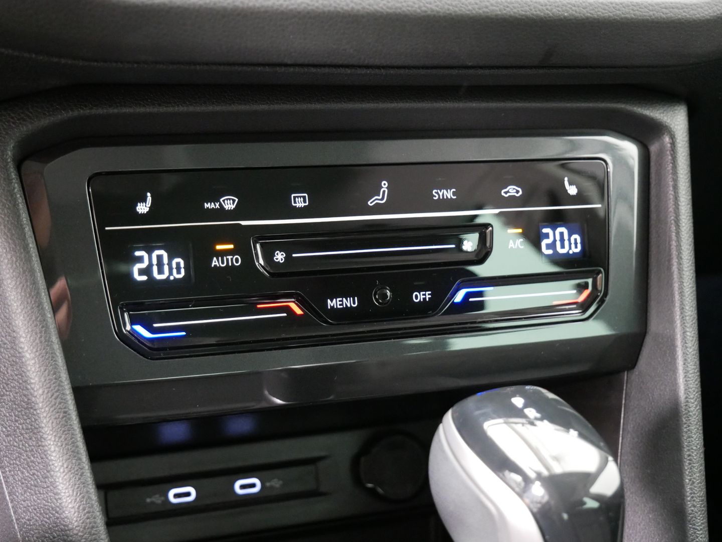 Volkswagen Tiguan 1.5 TSI/110kW/DSG/TAŽNÉ/EL.VÍKO/LED/NAVI/DPH