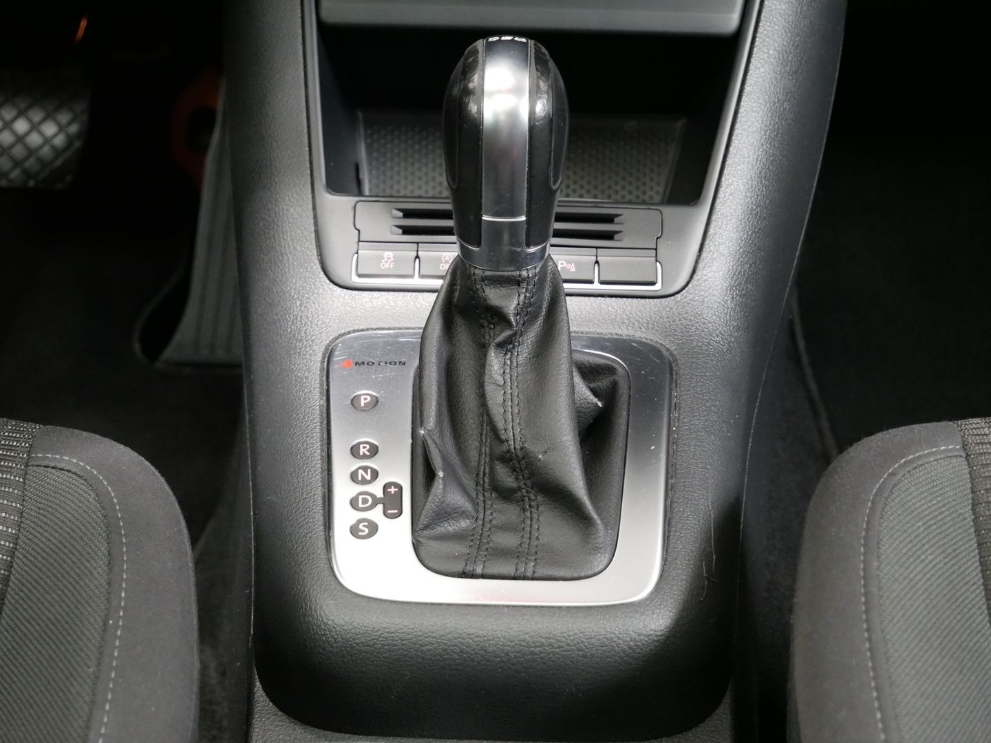 Volkswagen Tiguan 103kW/DSG/4x4/PANO/NovéROZVODY/SPORT