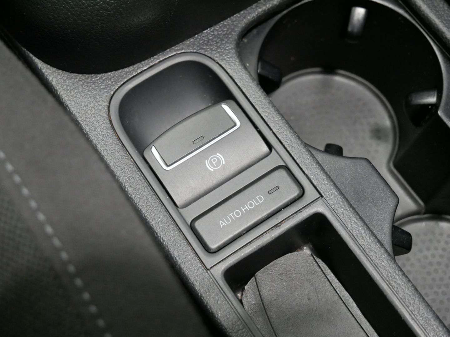 Volkswagen Tiguan 103kW/DSG/4x4/PANO/NovéROZVODY/SPORT