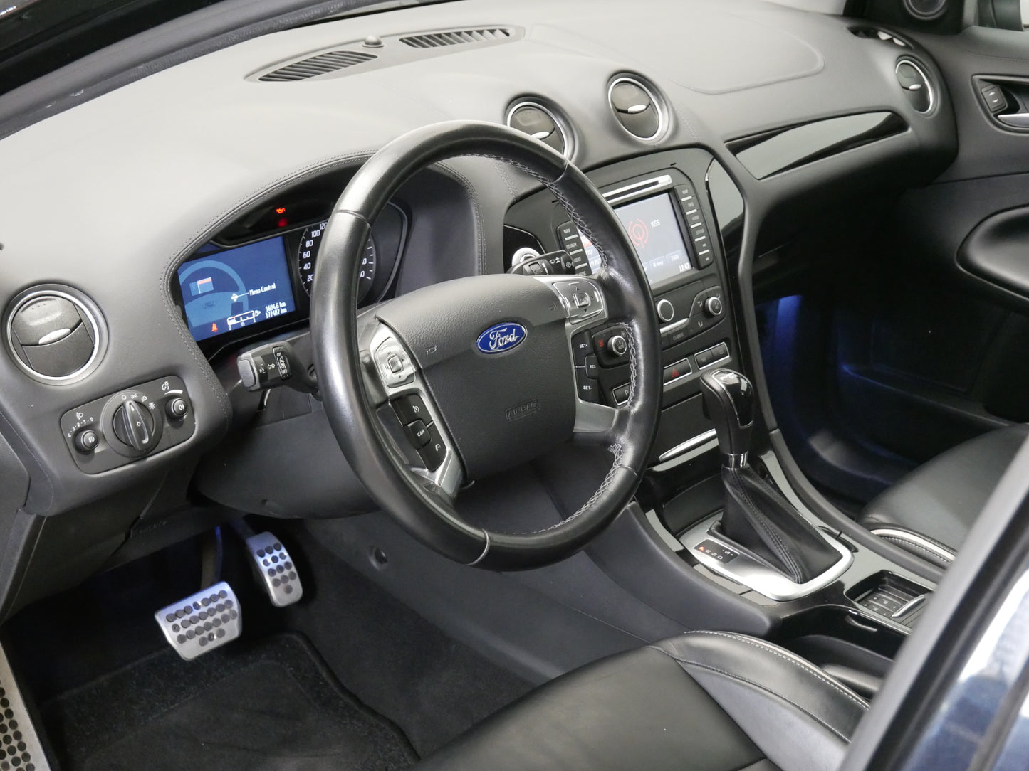 Ford Mondeo 2.0 TDCI/103kW/AUTOMAT/TITANIUM/KAMERA