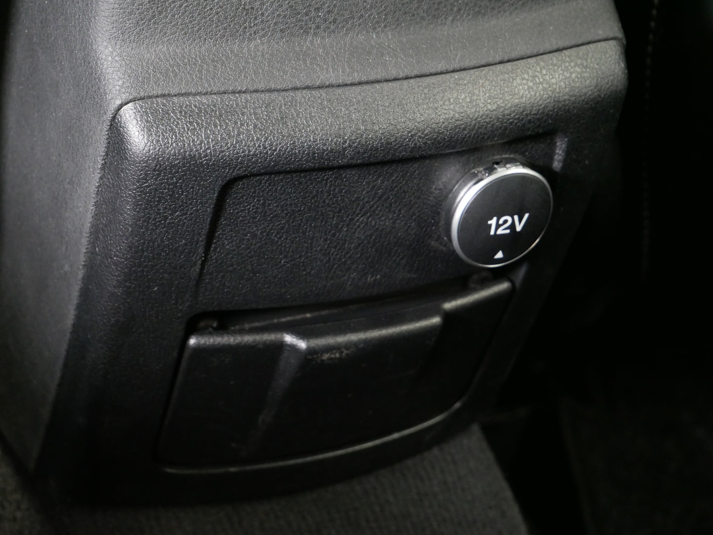 Ford Mondeo 2.0 TDCI/103kW/AUTOMAT/TITANIUM/KAMERA