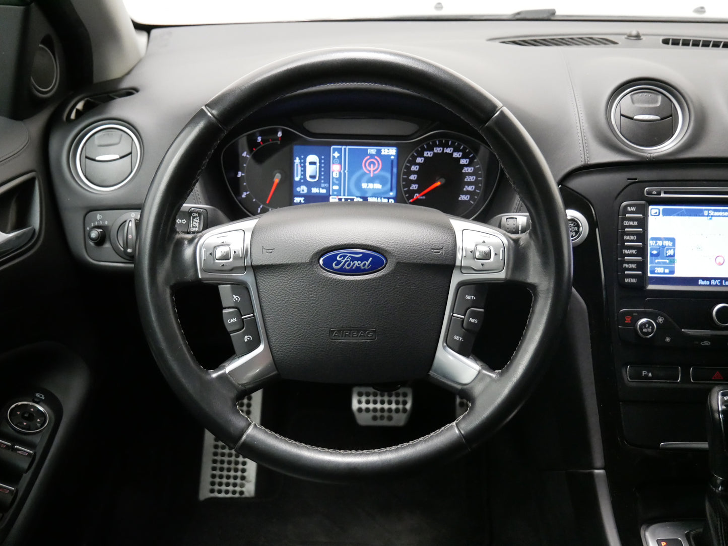 Ford Mondeo 2.0 TDCI/103kW/AUTOMAT/TITANIUM/KAMERA